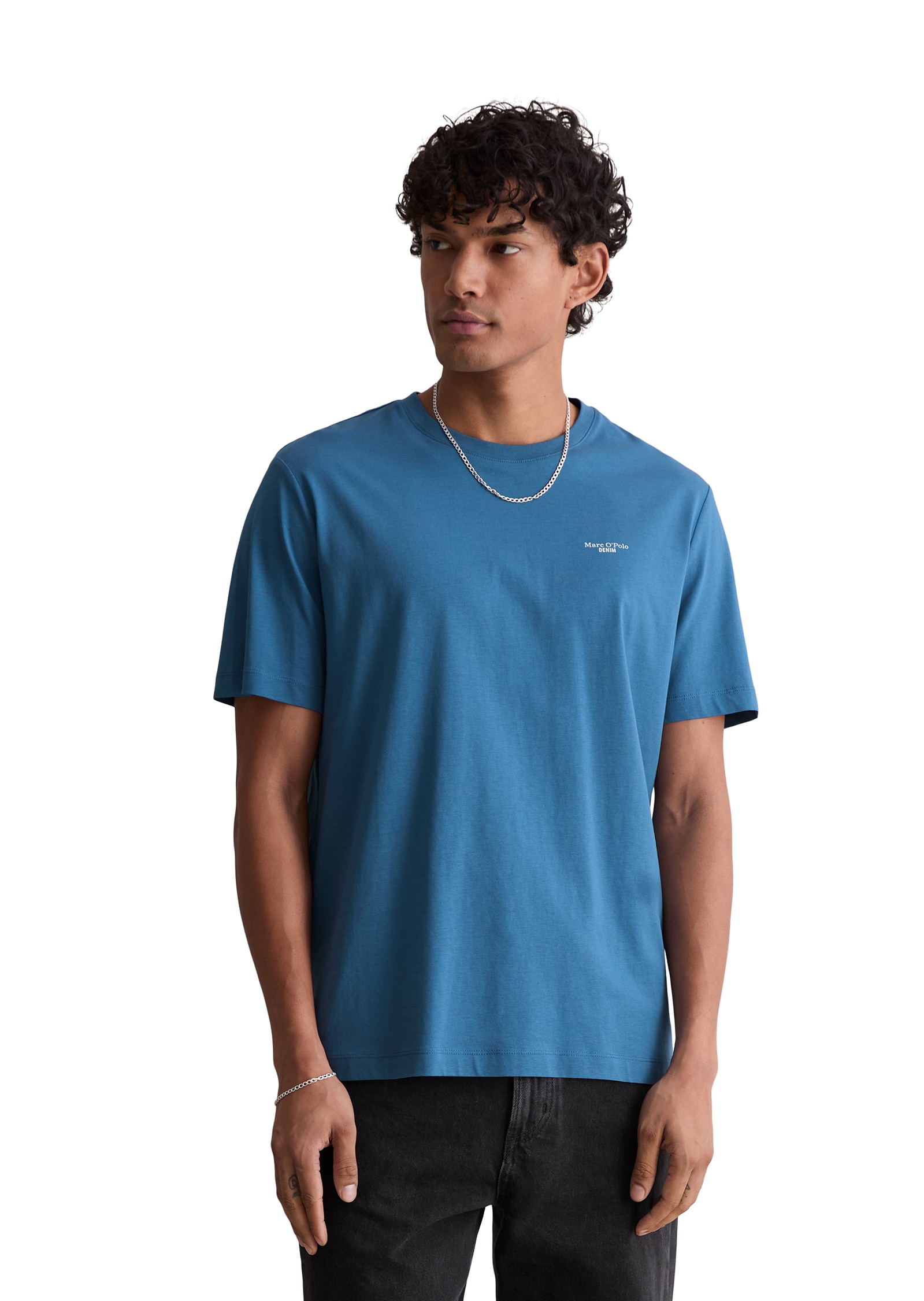 Marc O'Polo DENIM T-Shirt Ein dezenter Logo-Print auf der Brust