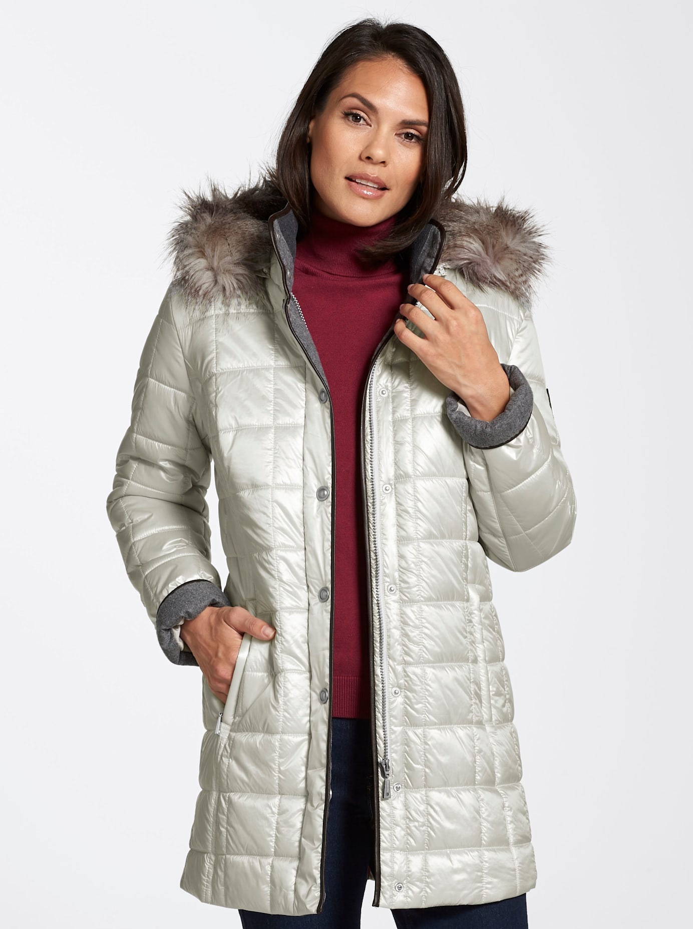 Casual Looks Damen Steppjacke mit Kapuze in beige, Größe 46
