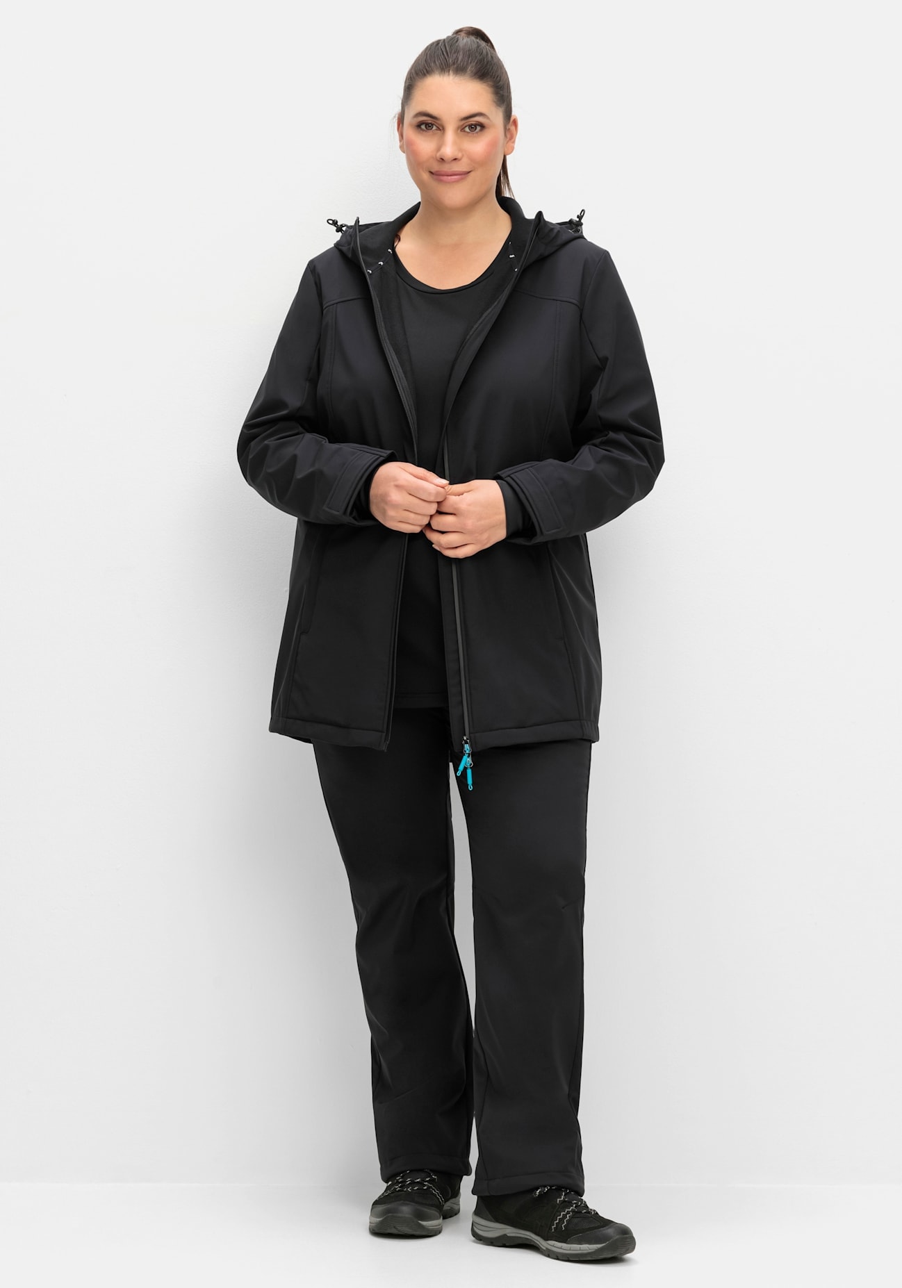 Sheego Softshelljacke, mit Kapuze