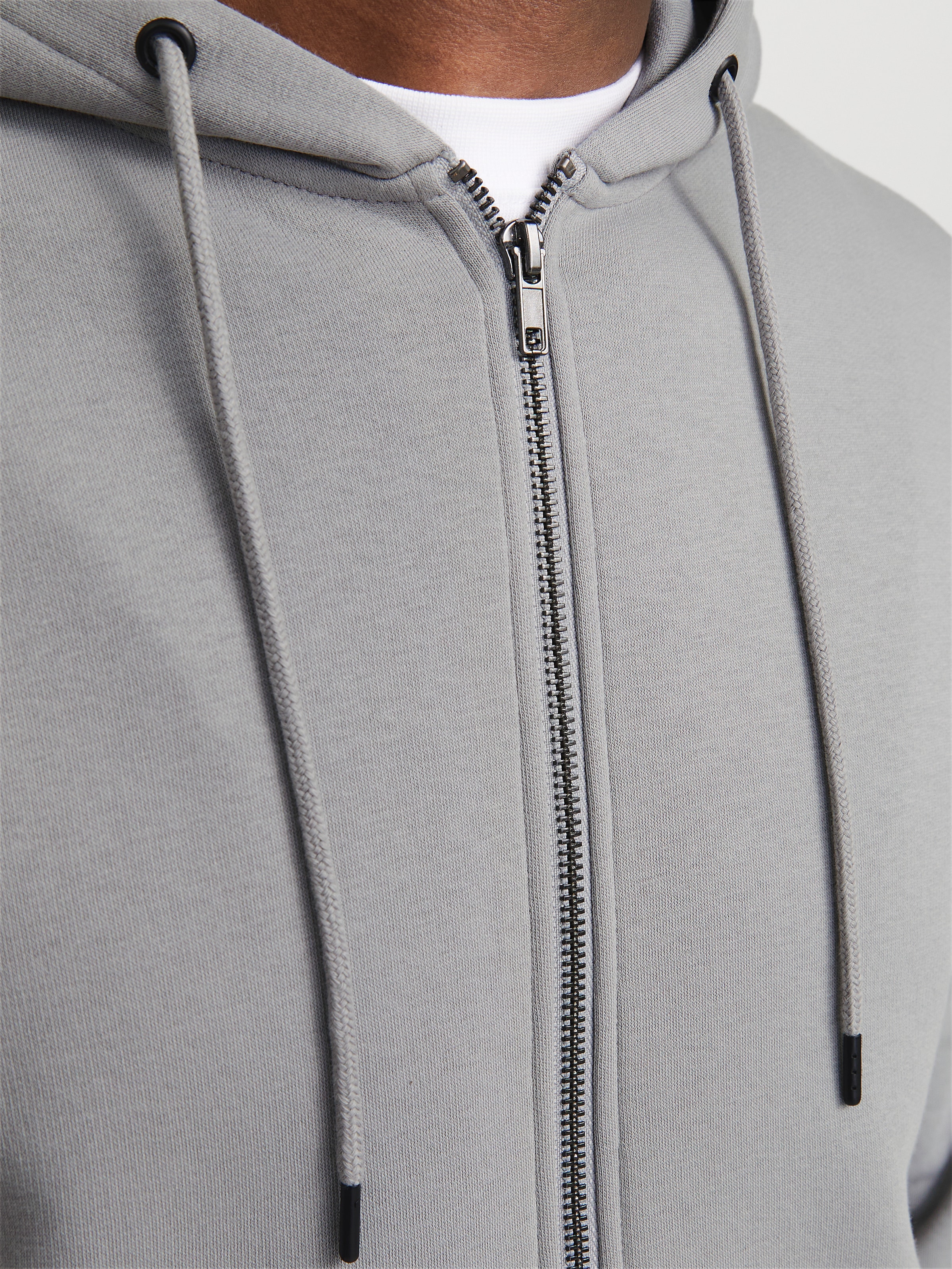 Jack & Jones Kapuzensweatjacke »JJESTAR BASIC SWEAT ZIP HOOD NOOS«, mit Kapuze