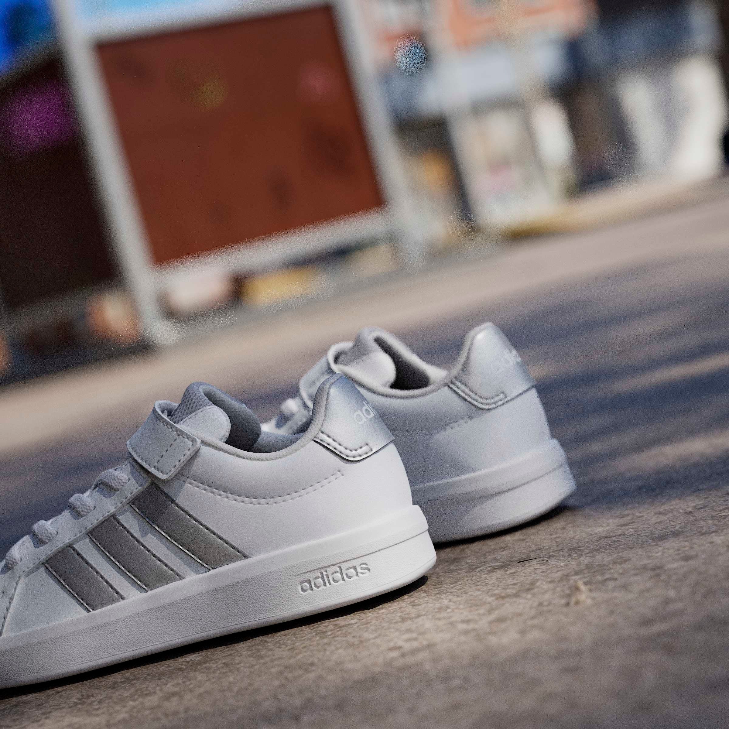 adidas Sportswear Sneaker »GRAND COURT 3.0 SCHUHE FÜR KINDER«  mit Klettverschluss, für Kinder