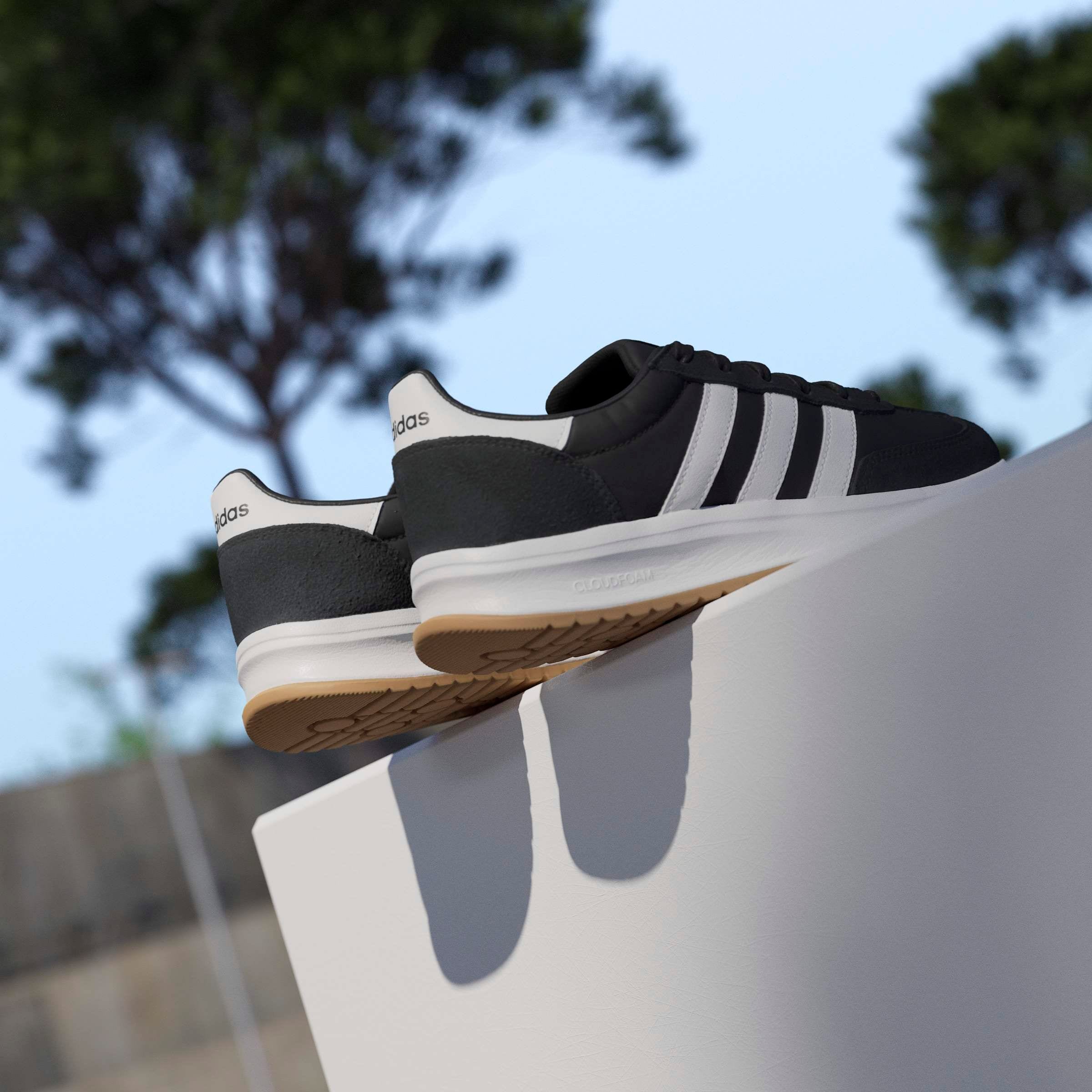 adidas Sportswear Sneaker »RUN 70S 2.0«  inspiriert vom Design des SL72