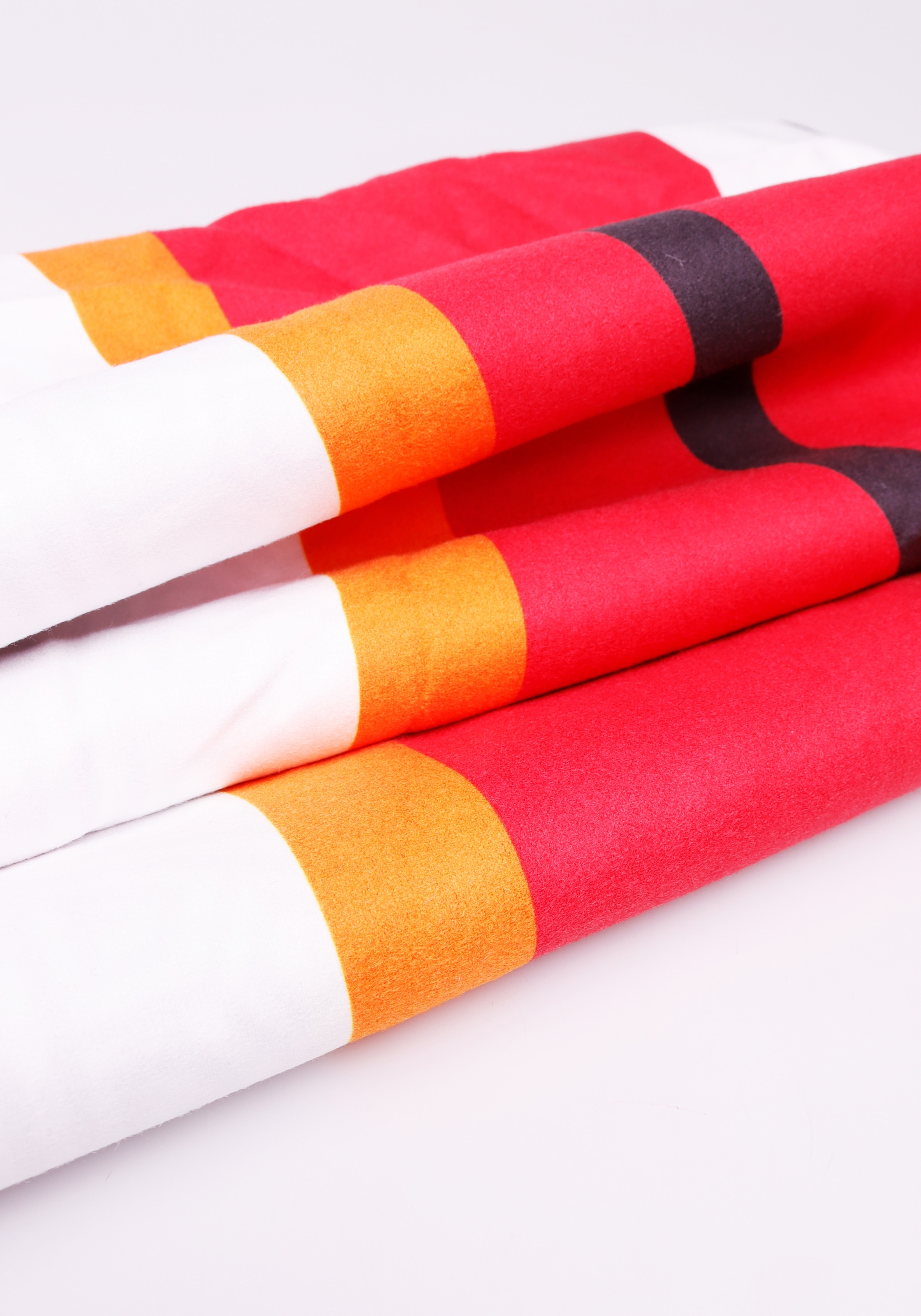 Capelli New York Strandtuch Pflegeleicht, schnell trocknend, saugt Feuchtigkeit gut auf