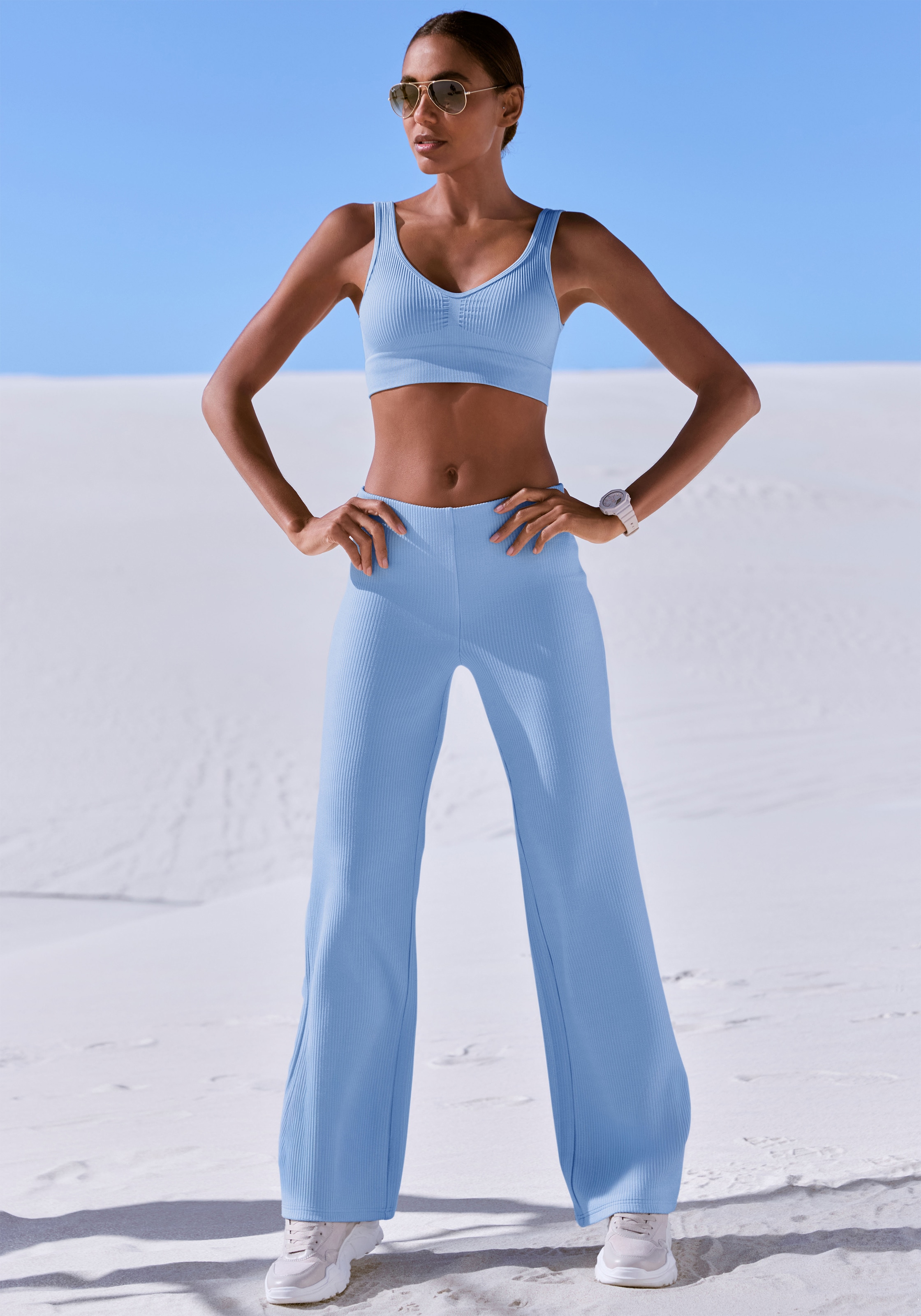 LASCANA ACTIVE Sporthose  aus elastischer Rippstruktur