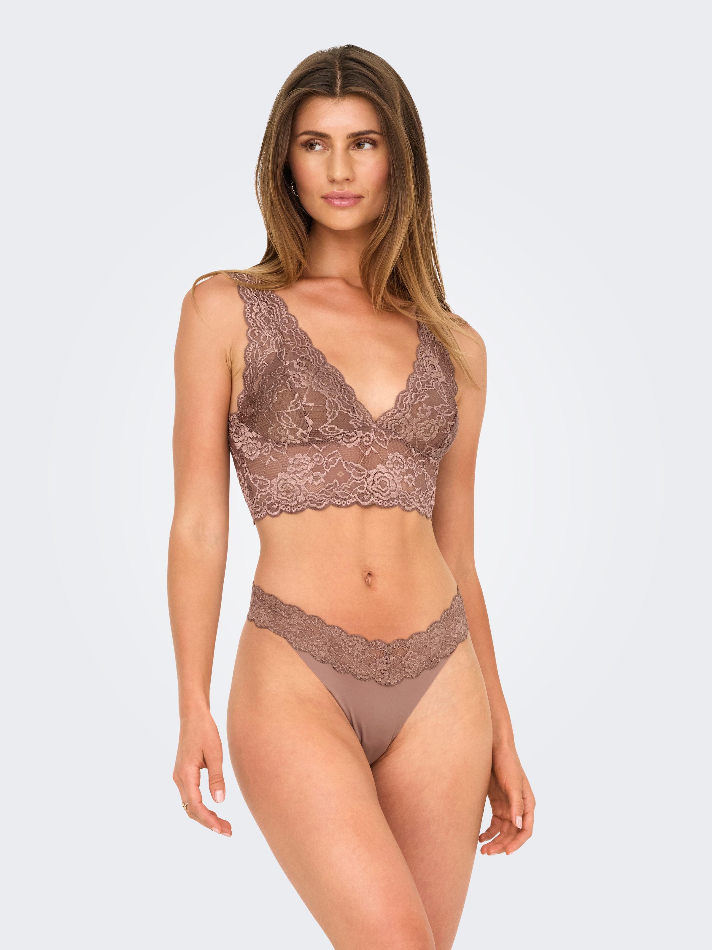 ONLY Spitzentop »ONLCHLOE – Spitzen-Bra mit gepolsterten Cups und Stretch«, regular fit, feminin, Spitze, Kunstfaser, V-Ausschnitt