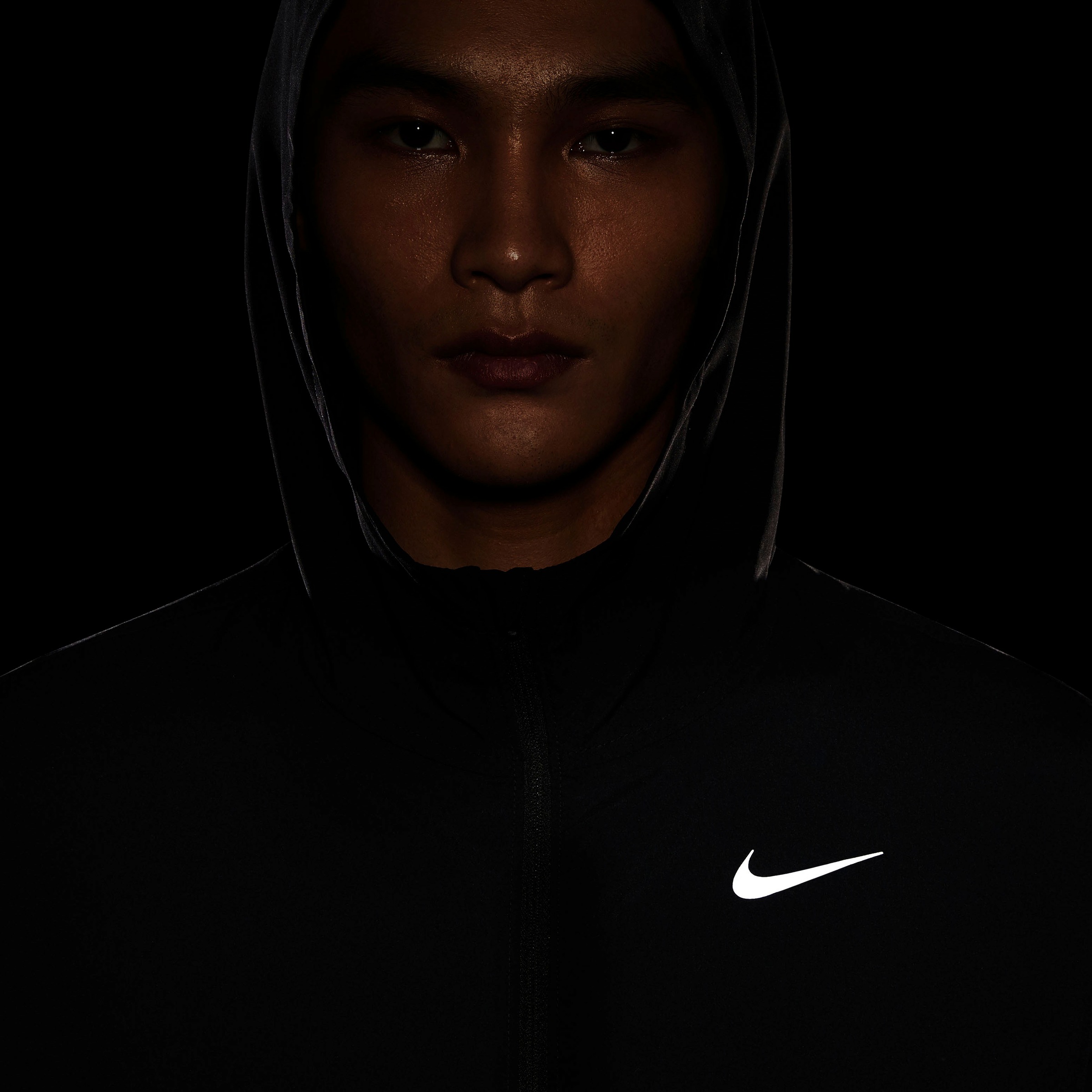 Nike Laufjacke »RUN STRIPE MENS WOVEN RUNNING JACKE«, mit Kapuze