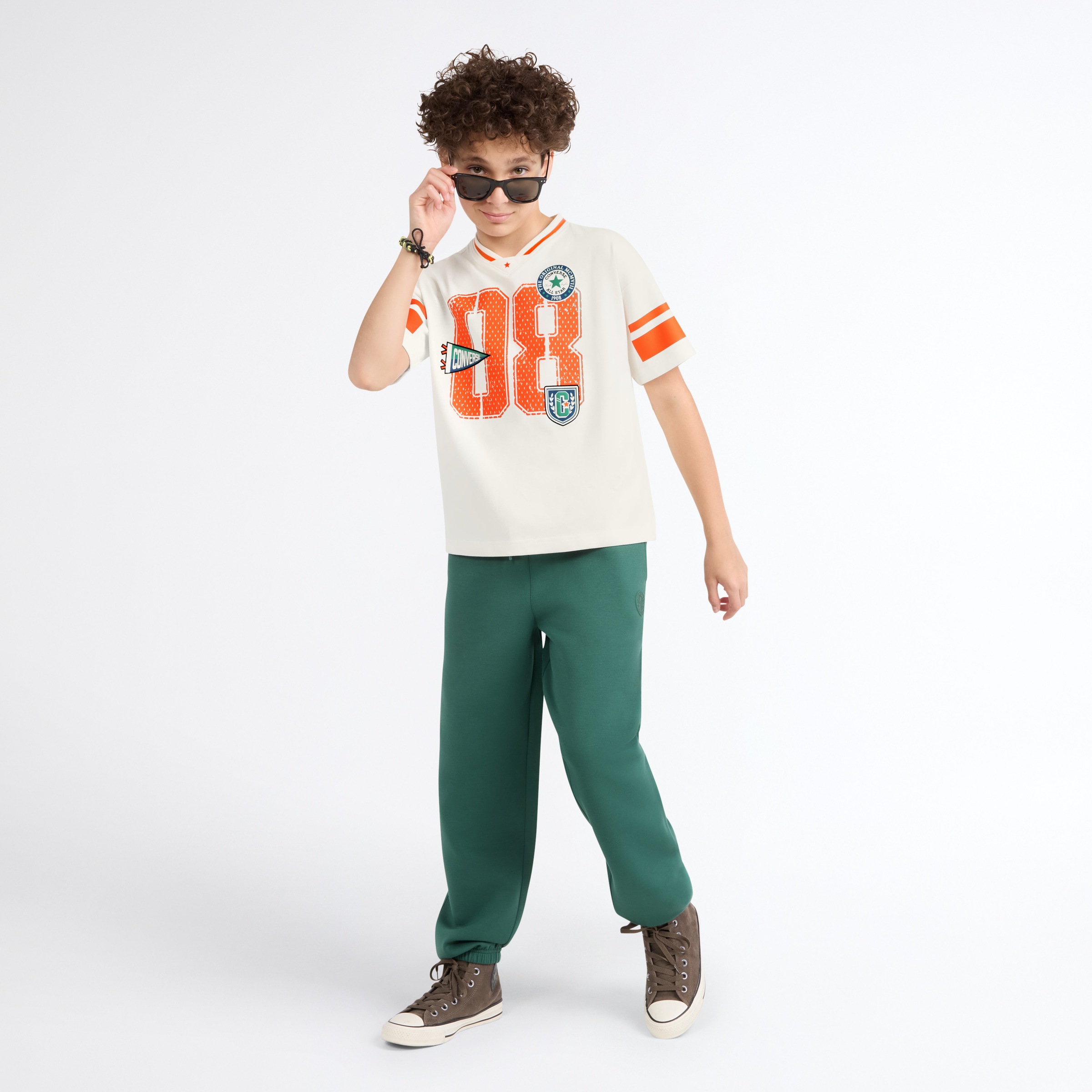 Converse T-Shirt »CNVB VARCITY OVERSIZED VNECK T« mit sportlichem College-Style, aus Jersey