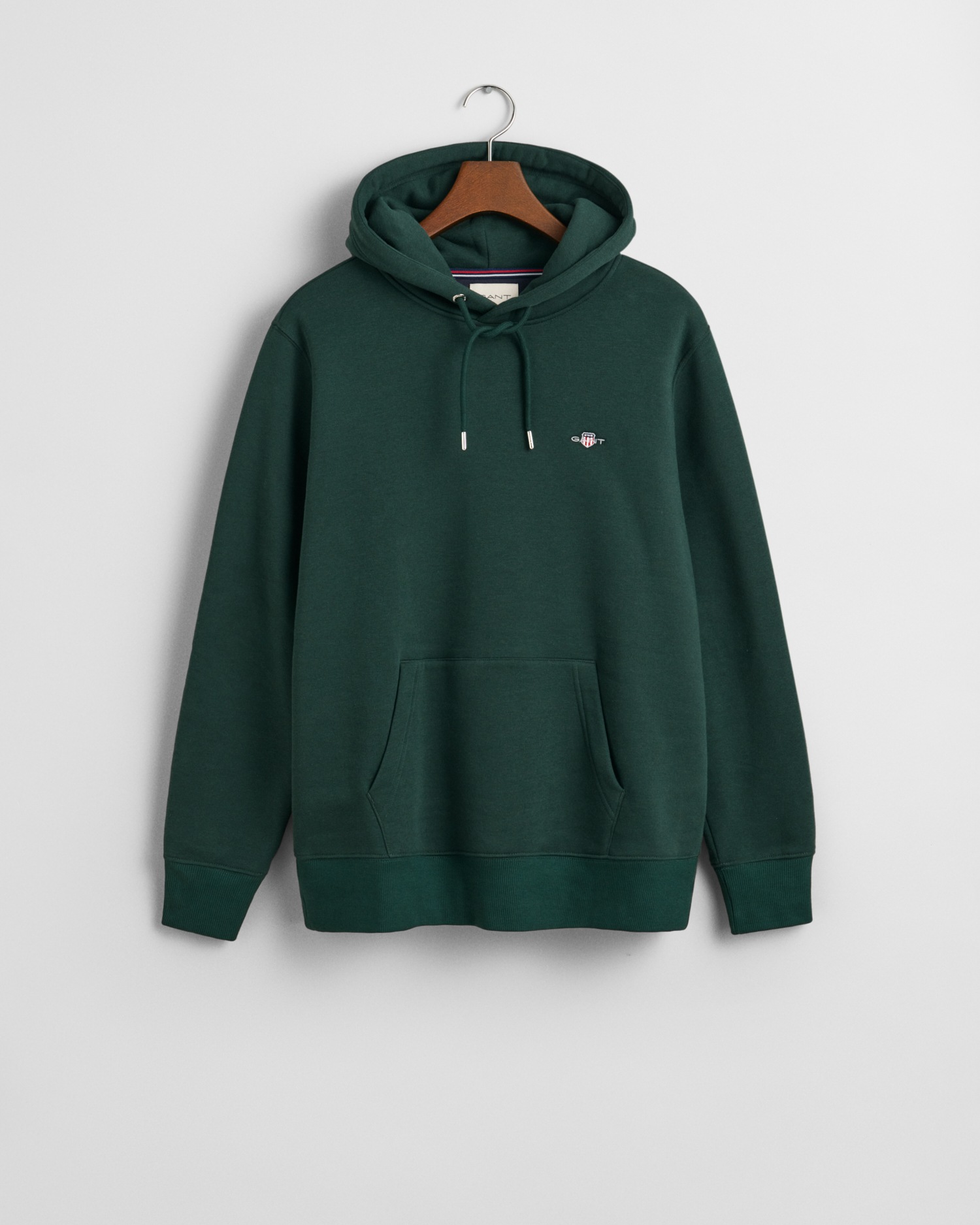 Gant Hoodie »REG SHIELD HOODIE«, mit Logostickerei auf der Brust