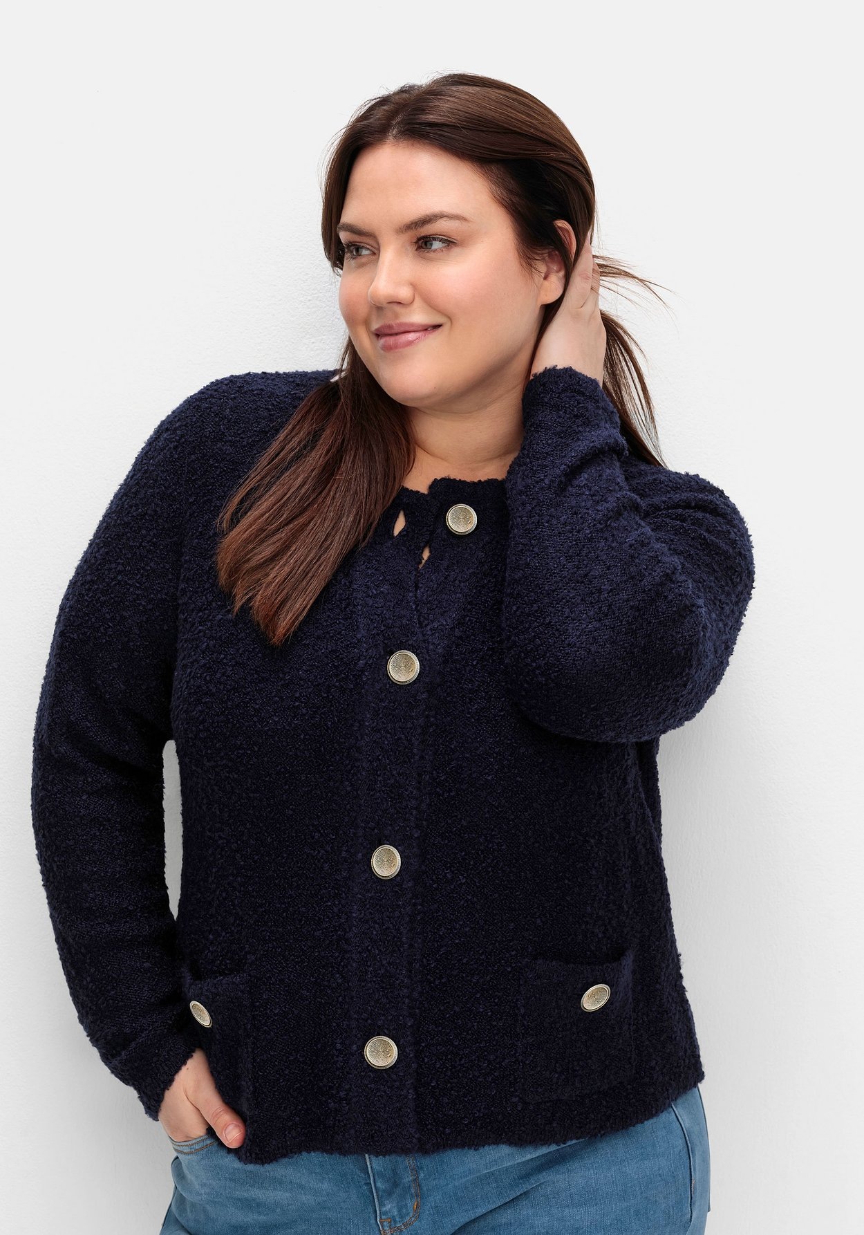 Sheego Strickjacke »Kurze Strickjacke aus weichem Bouclé«, aus weichem Bouclé