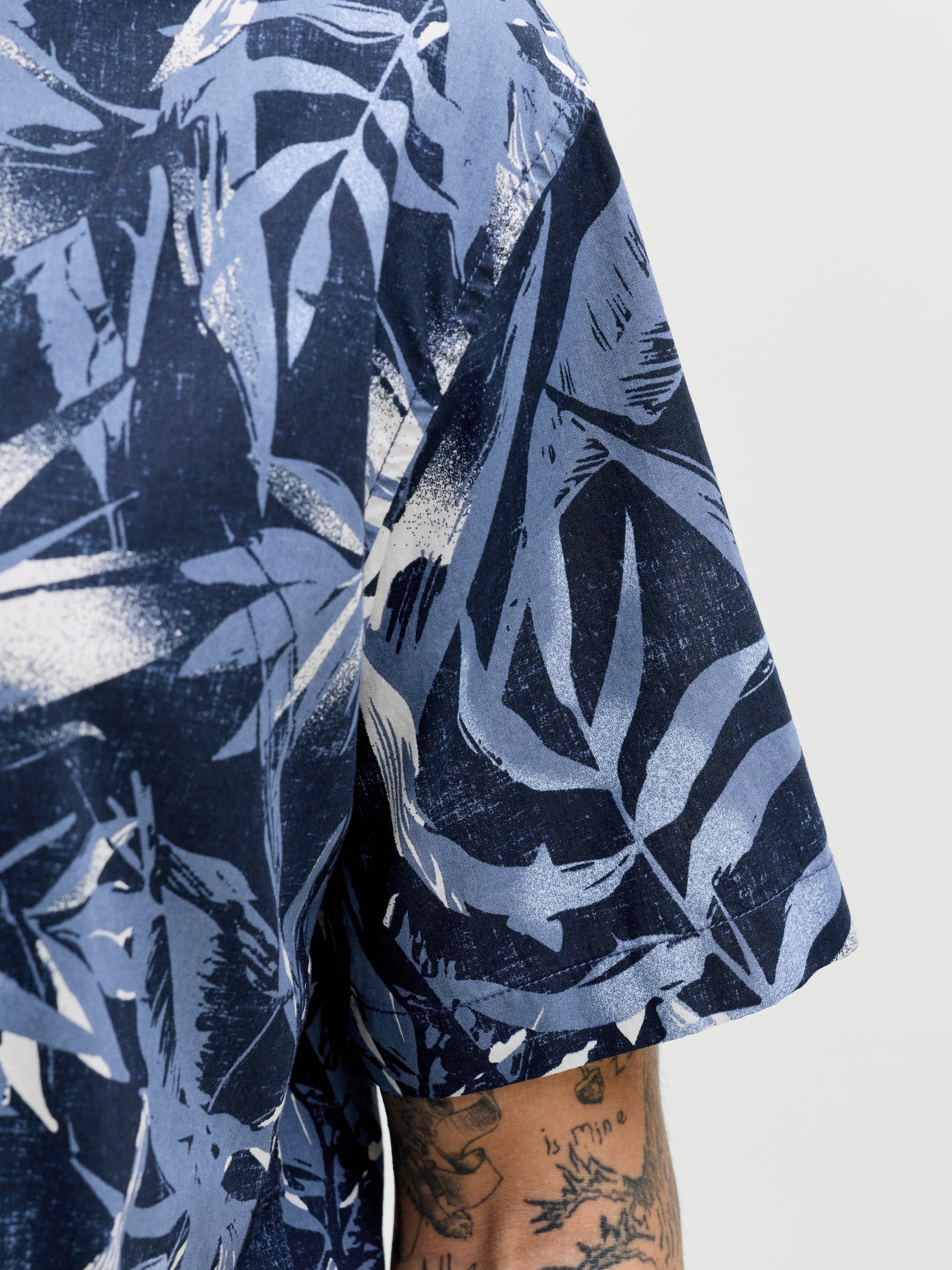 Jack & Jones Kurzarmhemd »JJHONOLULU AOP SHIRT SS«