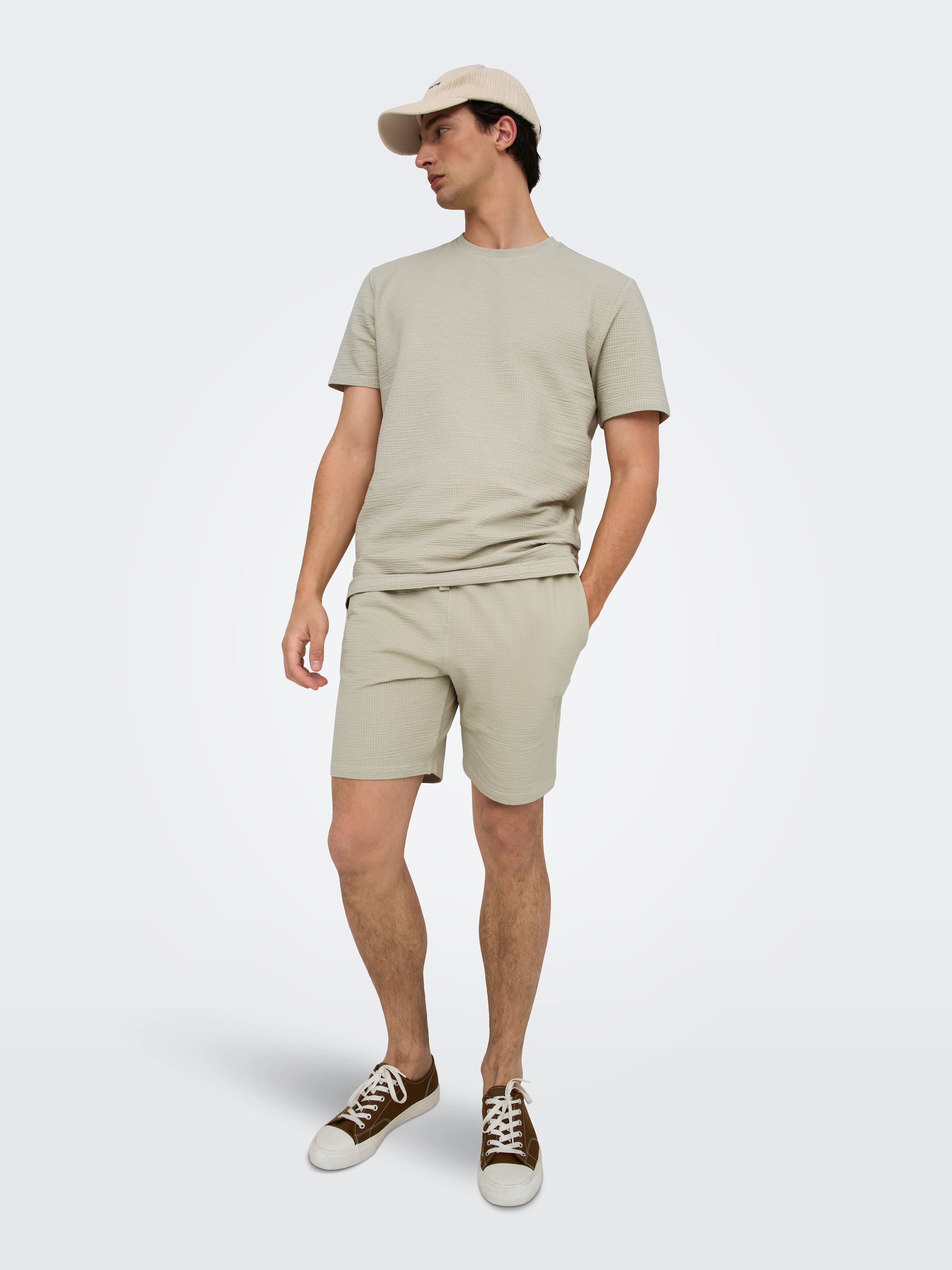 ONLY & SONS Shorts »ONSKIAN LIFE REG SEERSUCKER SHORTS NOOS«