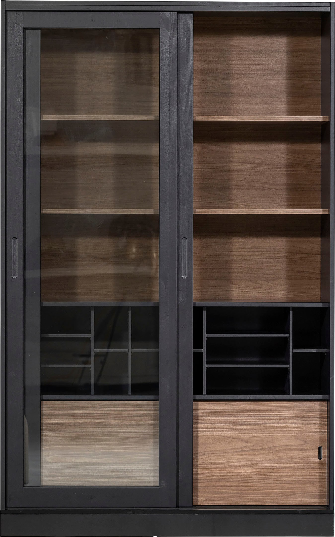 WOOOD Vitrine »James« mit Glas, viel Stauraum, H 200 cm x B 125 cm