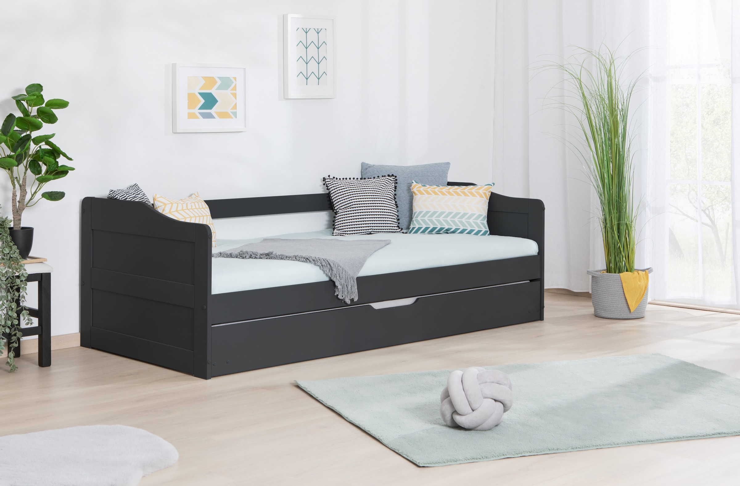 Ticaa Funktionsbett »Melinda, Daybett, Jugendbett, 2 Schlafplätze, Schublade auf Rollen«, (90x200cm), FSC®-zertifizierte Kiefer, 2 Rollroste, Massivholz