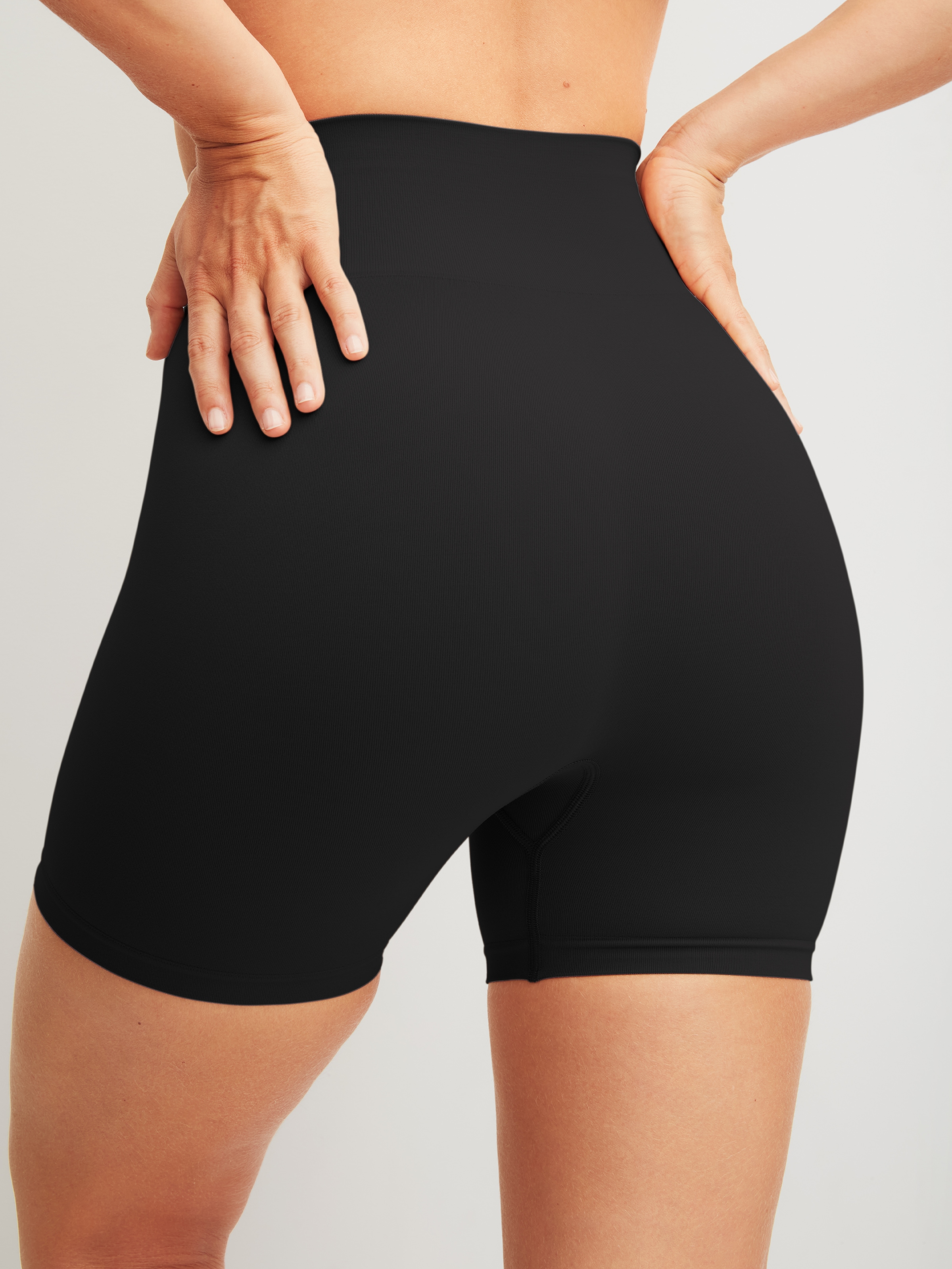 CALIDA Lange Unterhose »Seamless Shape« mit hohem Bund und flachem Abschluss
