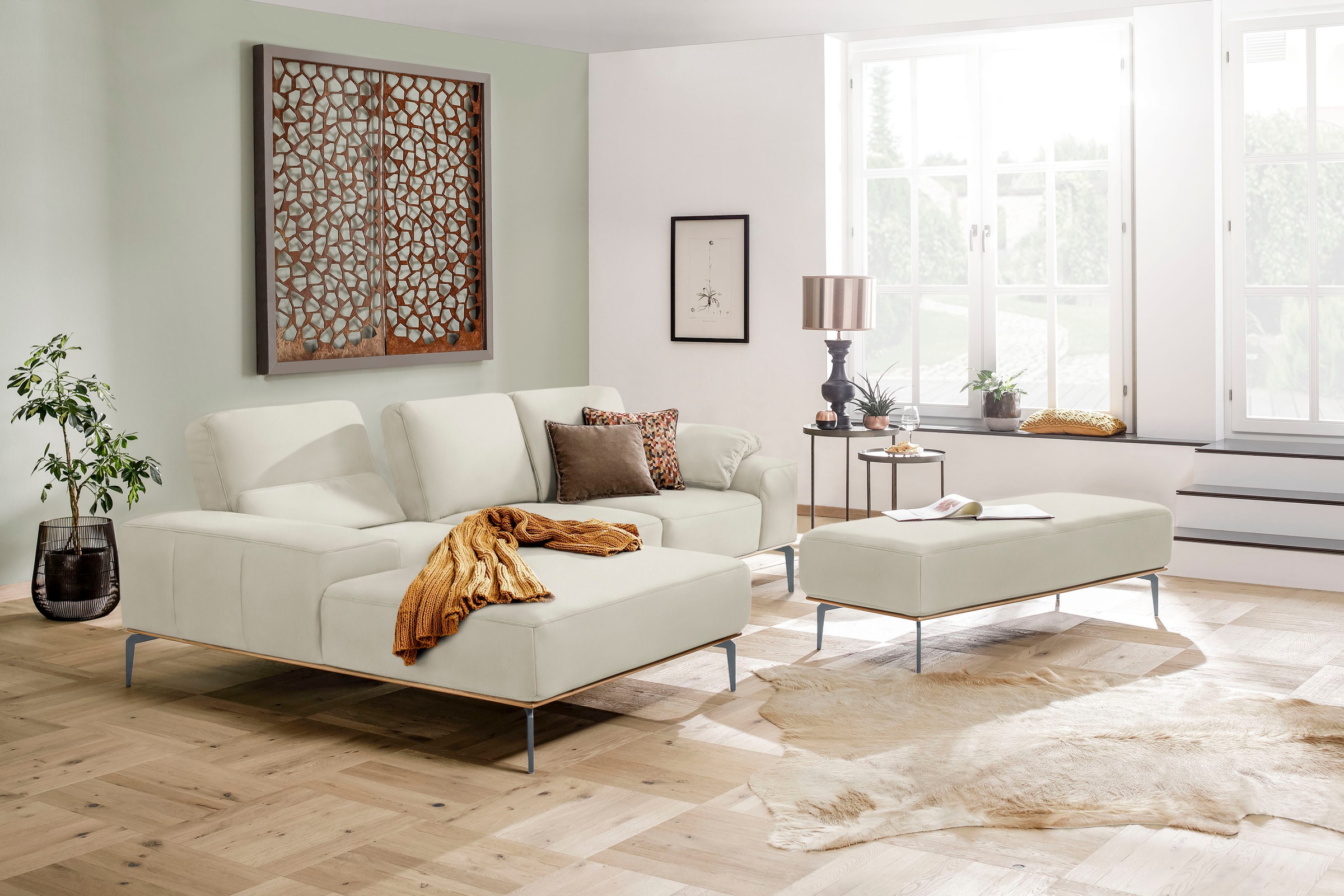 W.SCHILLIG Ecksofa »run, Designsofa mit tollem Sitzkomfort, bequem, L-Form«, mit elegantem Holzsockel, Füße in Silber matt, Breite 279 cm