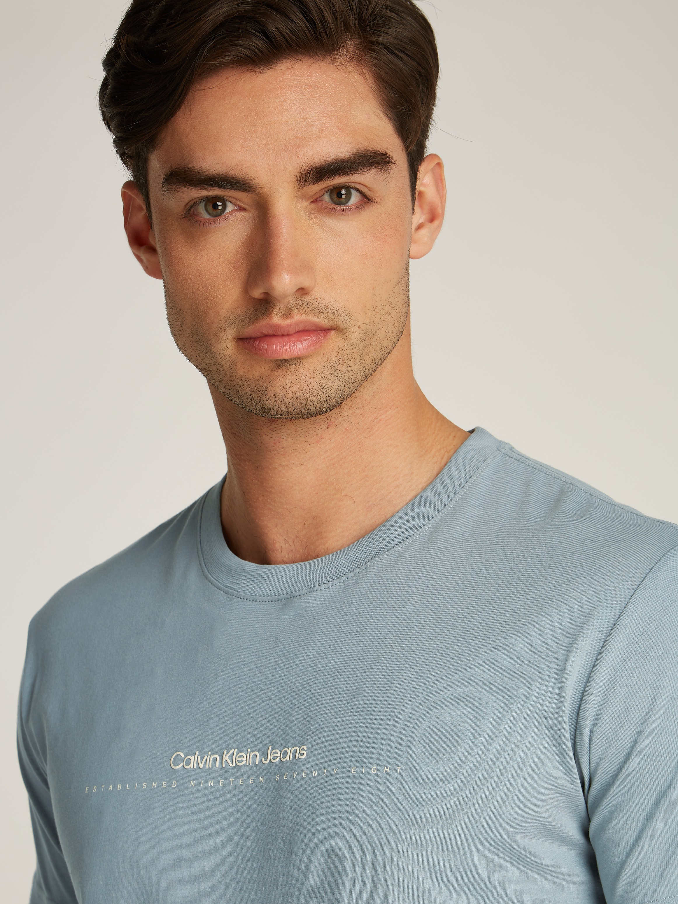 Calvin Klein Jeans Rundhalsshirt »MINIMAL LOGO TEE«, Logodruck