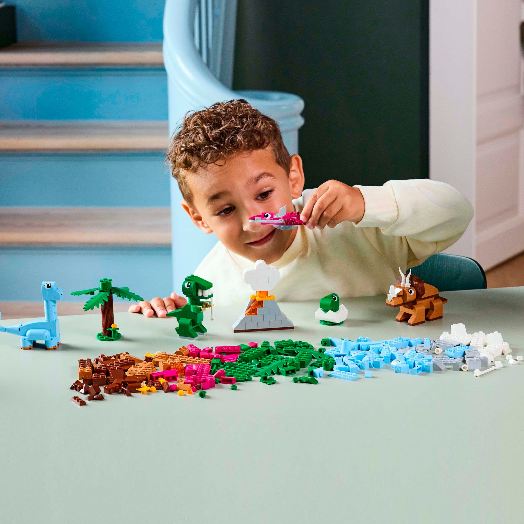 LEGO® Konstruktionsspielsteine »Kreative Dinosaurier (11041), LEGO Classic«, (450 St.), Made in Europe