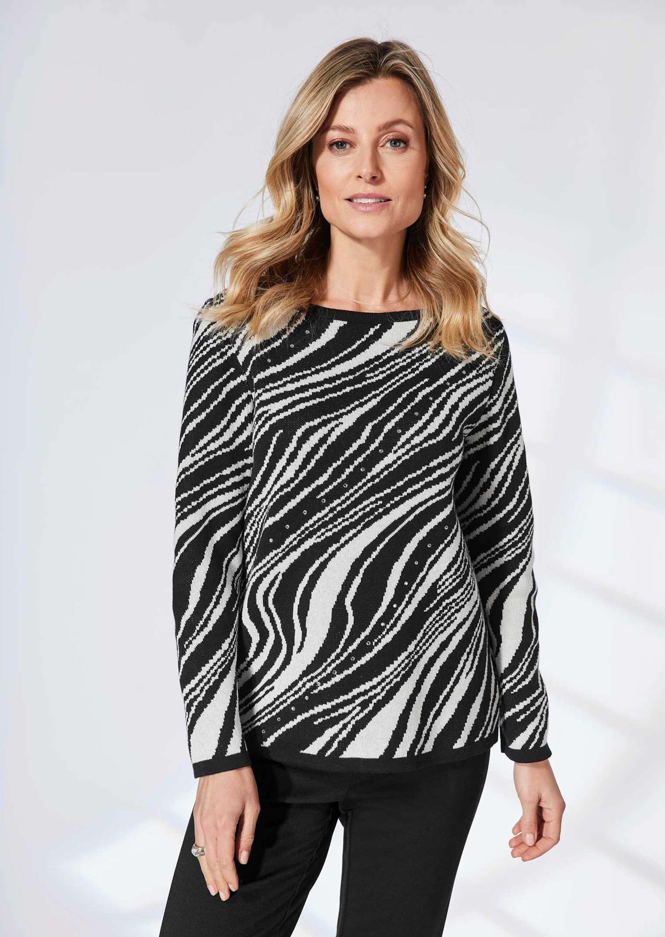 GOLDNER Strickpullover »Kurzgröße Ausdrucksstarker Pullover mit Glitzer« Ohne