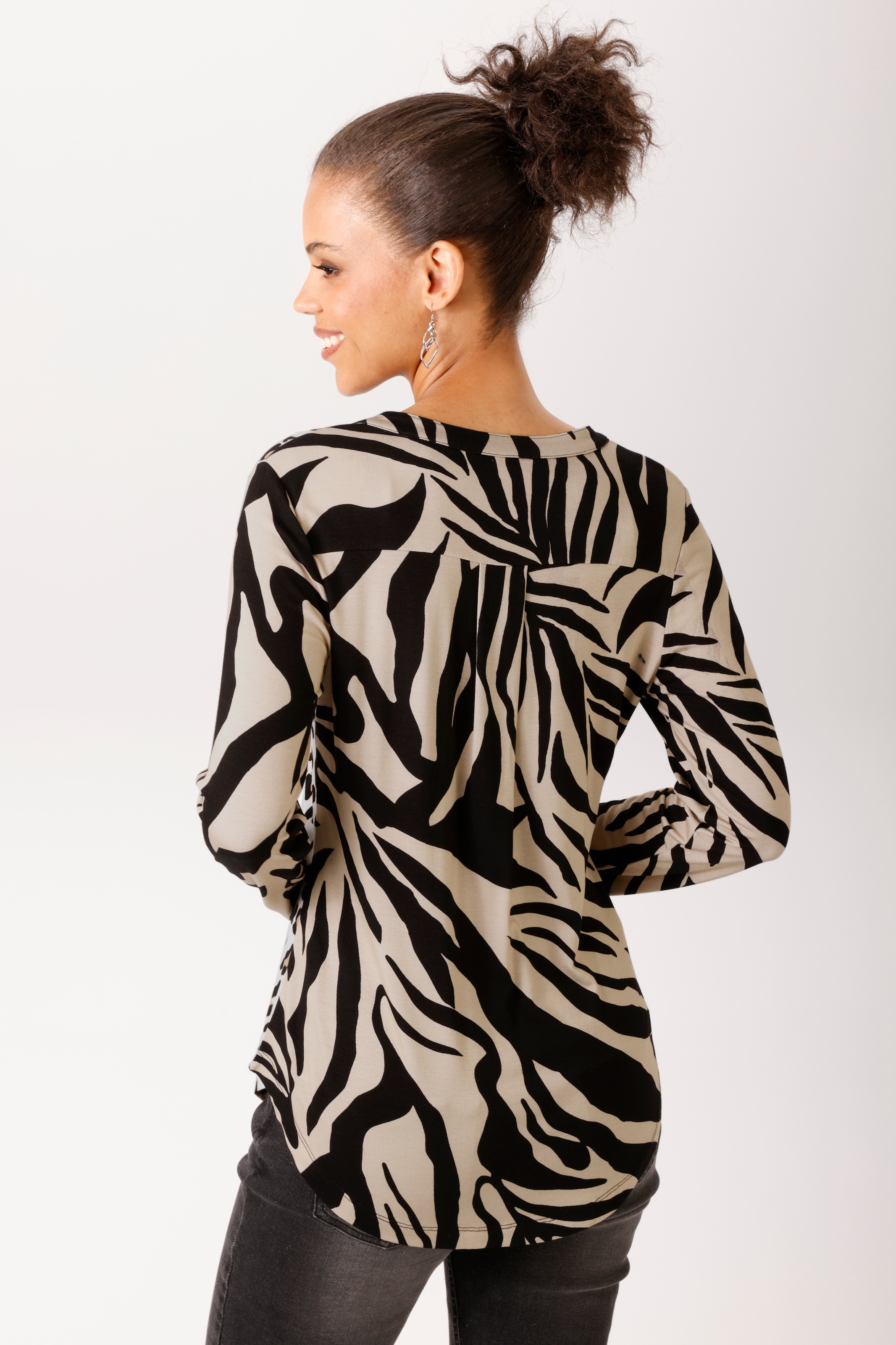 Aniston CASUAL Schlupfbluse im Zebra-Dessin mit Leo-Einsatz - NEUE KOLLEKTION