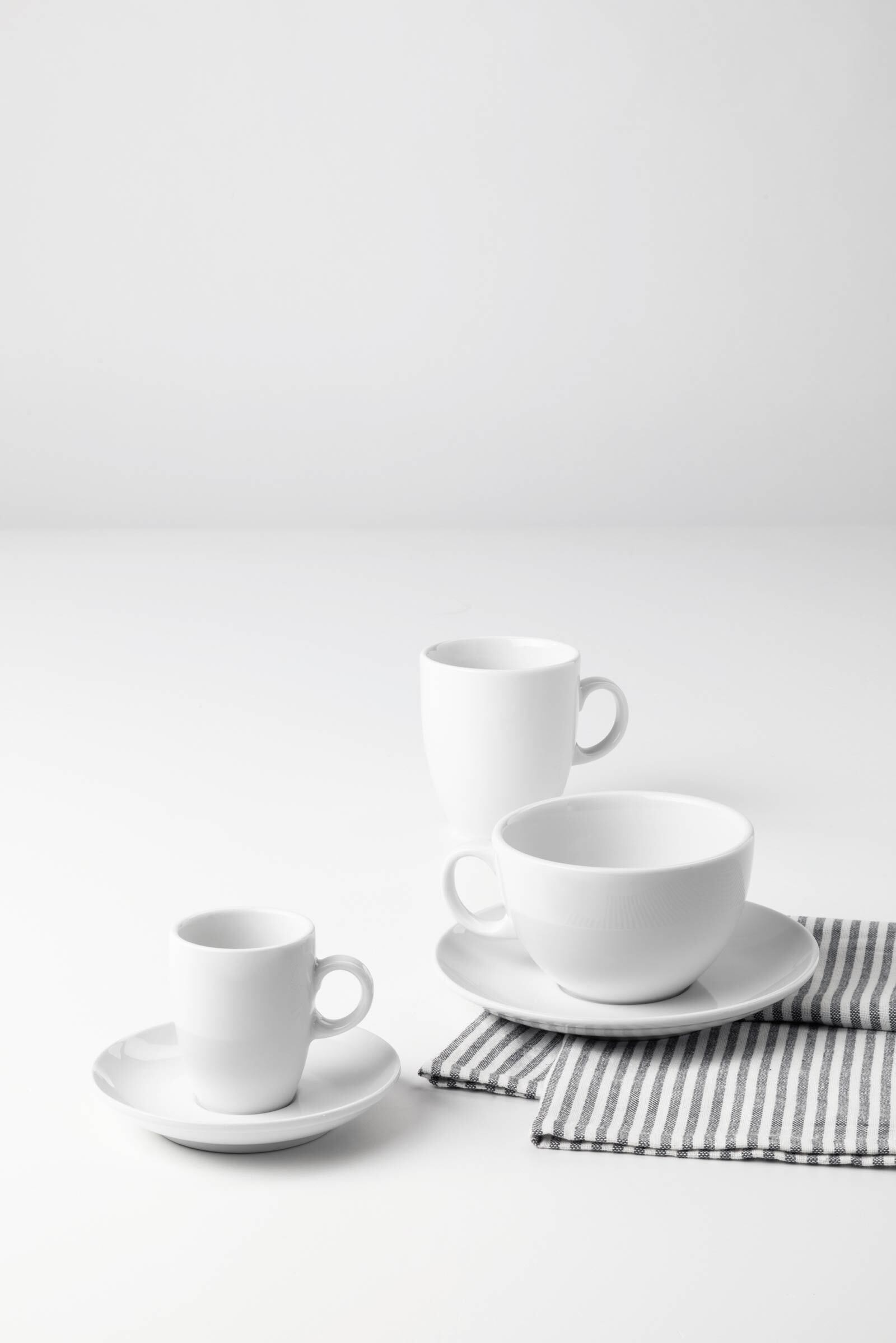 Seltmann Weiden Espressotasse »Espressotasse mit Untertasse VIP. 90 ml weiß« Spülmaschinenfest, Mikrowellensicher, Ofenfest