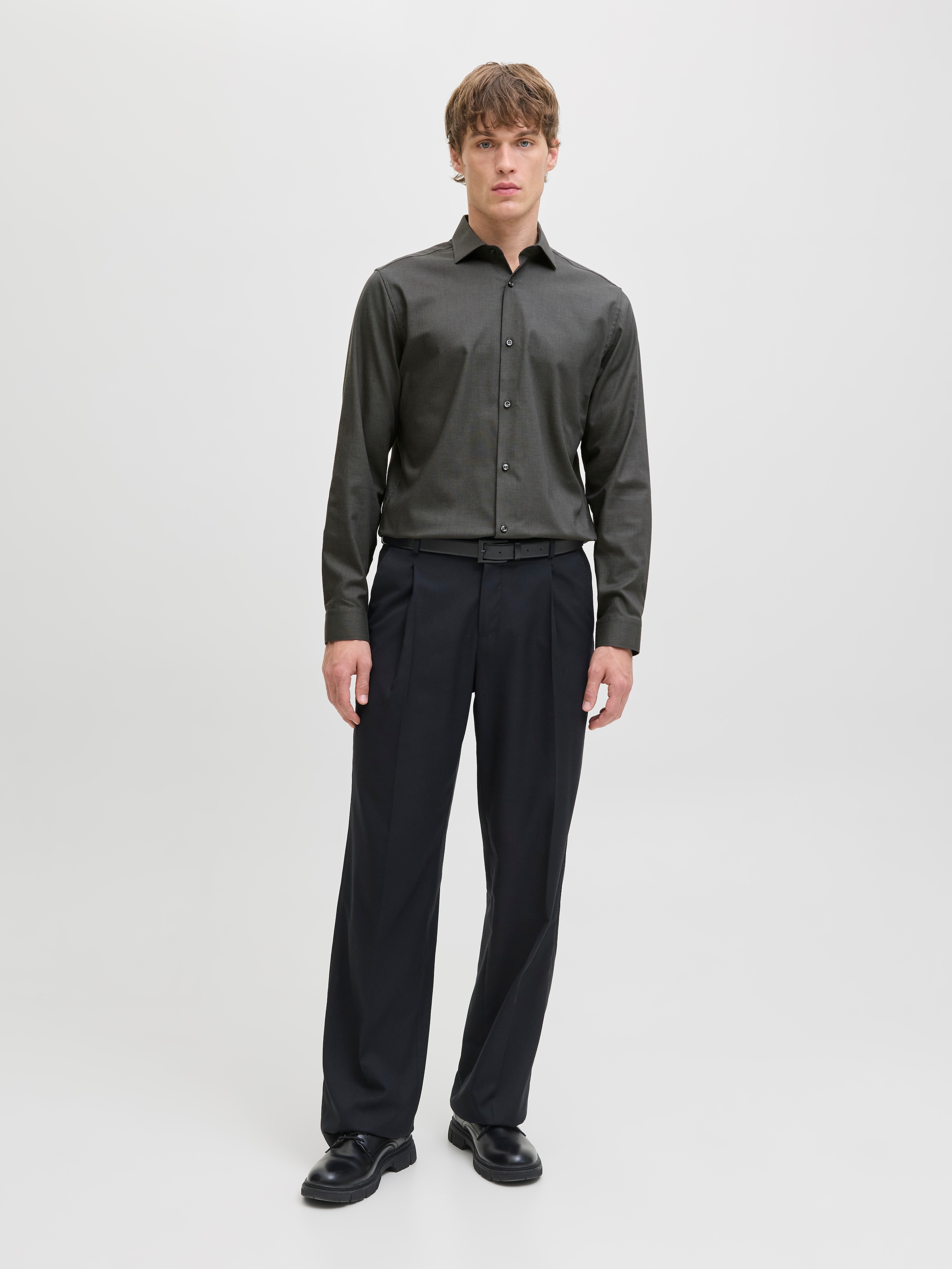 Jack & Jones Langarmhemd »JPRBLAPARKER Slim Fit Hemd, atmungsaktiv, ideal für den Alltag«, unifarben, modisch, slim fit, Baumwolle, Hemdkragen