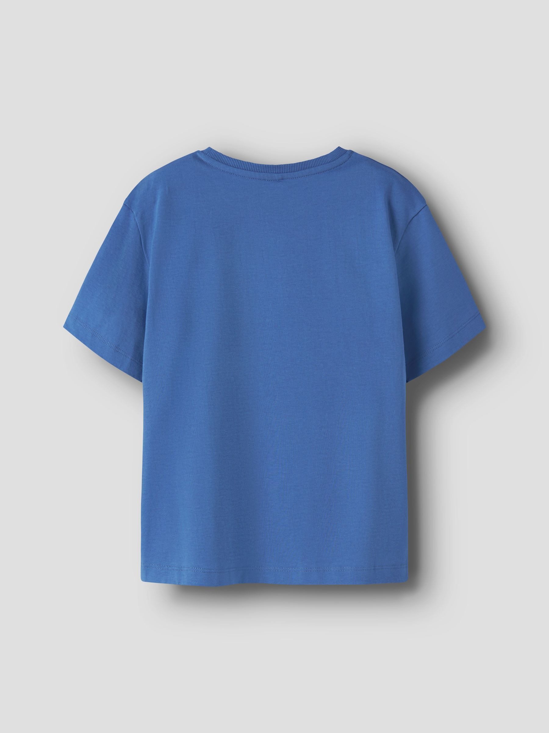 Name It T-Shirt »NKMBRODY SS NREG TOP NOOS« mit dezentem 3D-Frontmotiv