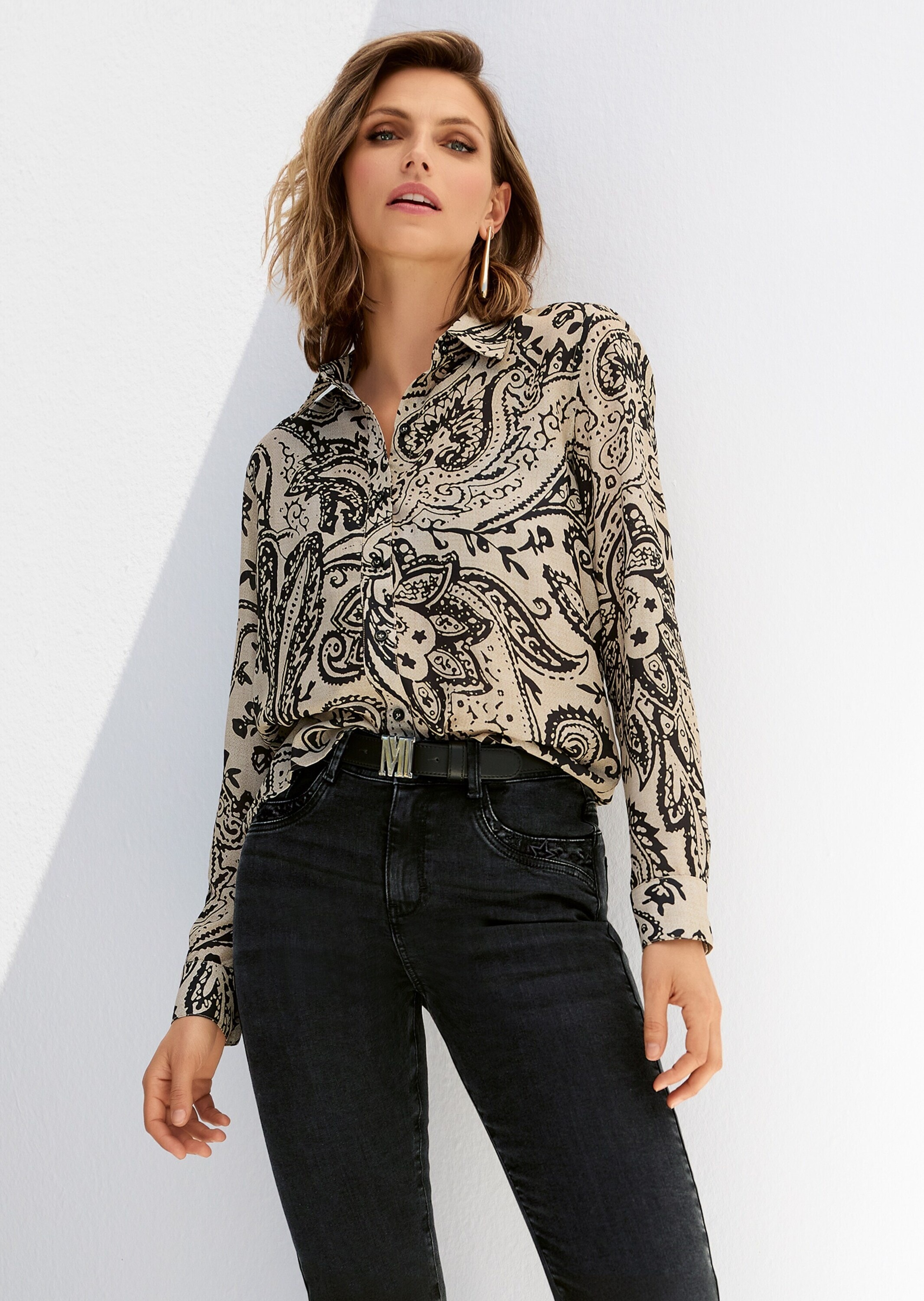 MADELEINE Hemdbluse »Hemdbluse Elegante Printbluse mit grafischem Muster«