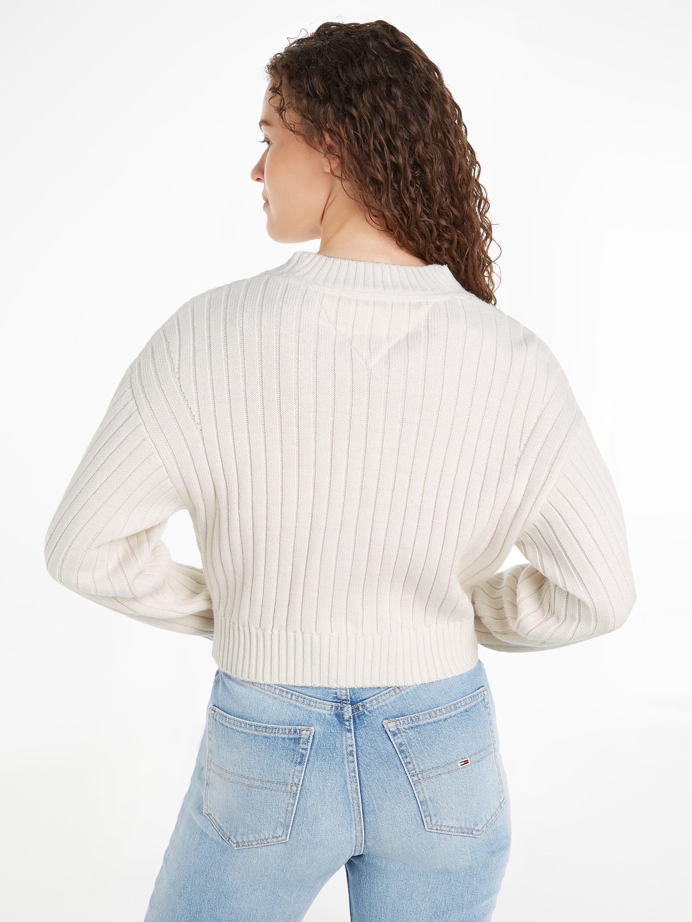 Tommy Jeans Curve Strickjacke »TJW BADGE V-NECK CARDIGAN EXT«, Große Größen