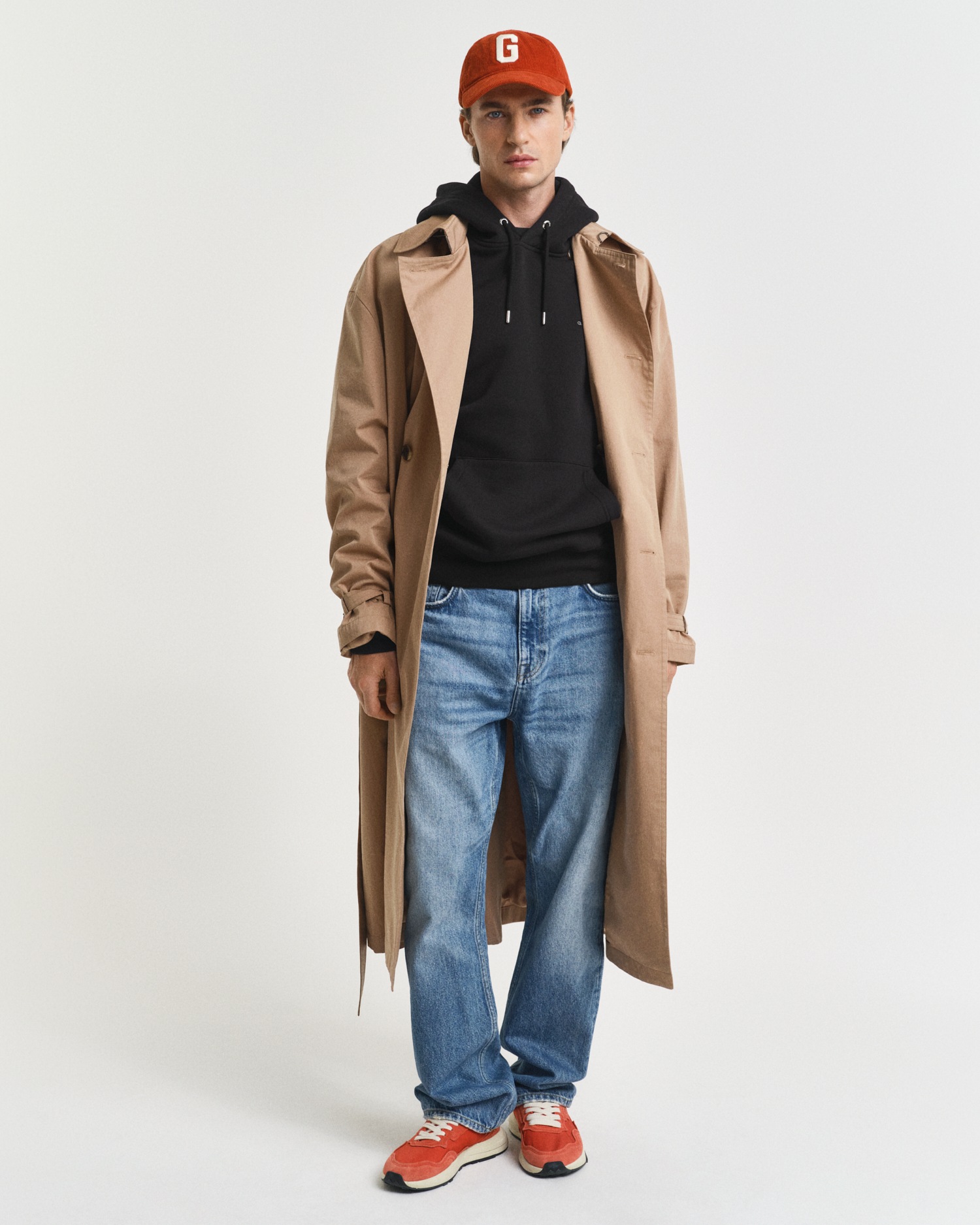 Gant Hoodie »REG SHIELD HOODIE«, mit Logostickerei auf der Brust
