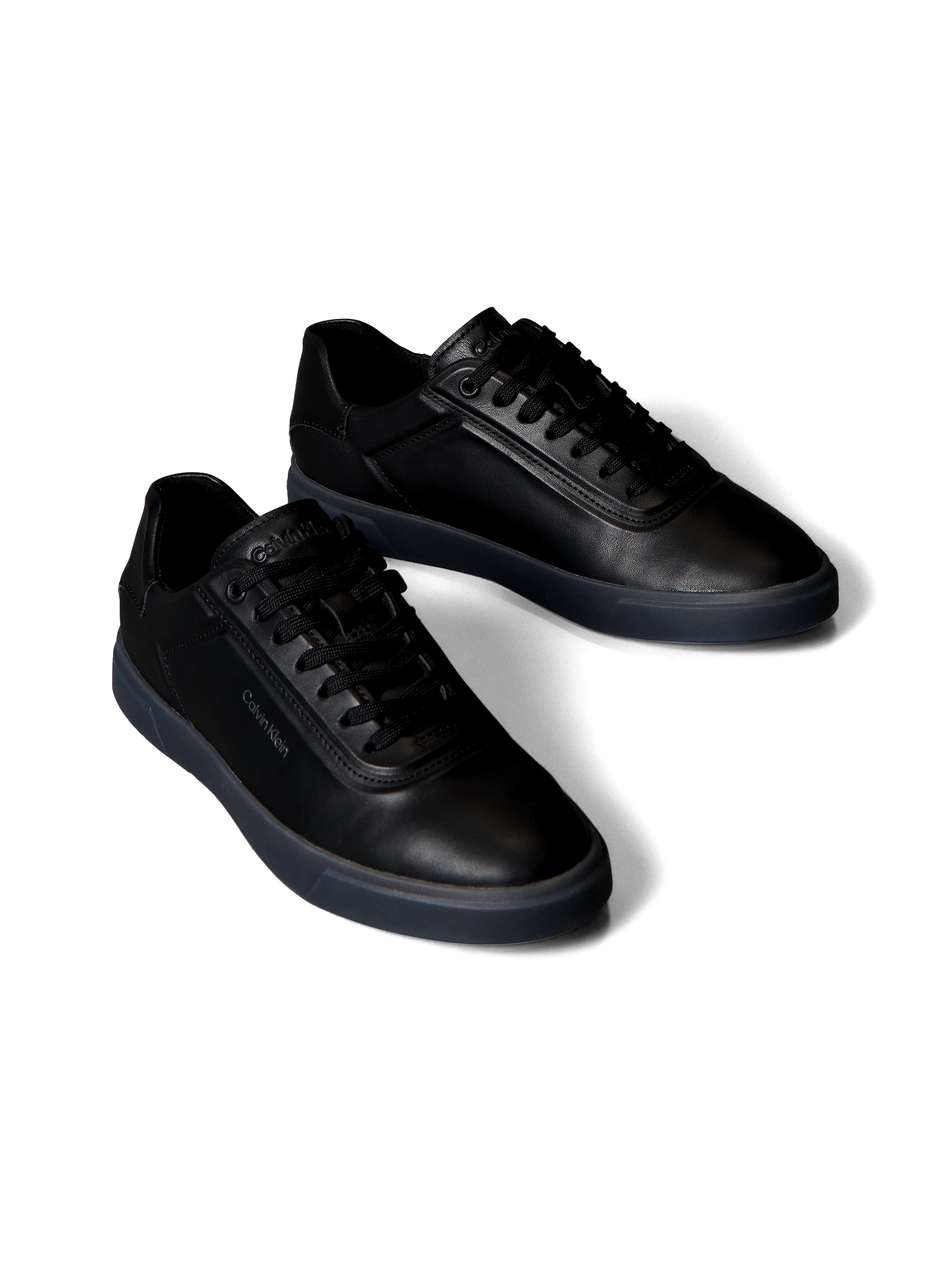 Calvin Klein Sneaker »LOW PRO CUPS LACEUP OXF HF LTH«  Schnürschuh, Halbschuh, Freizeitschuh in monochromer Optik