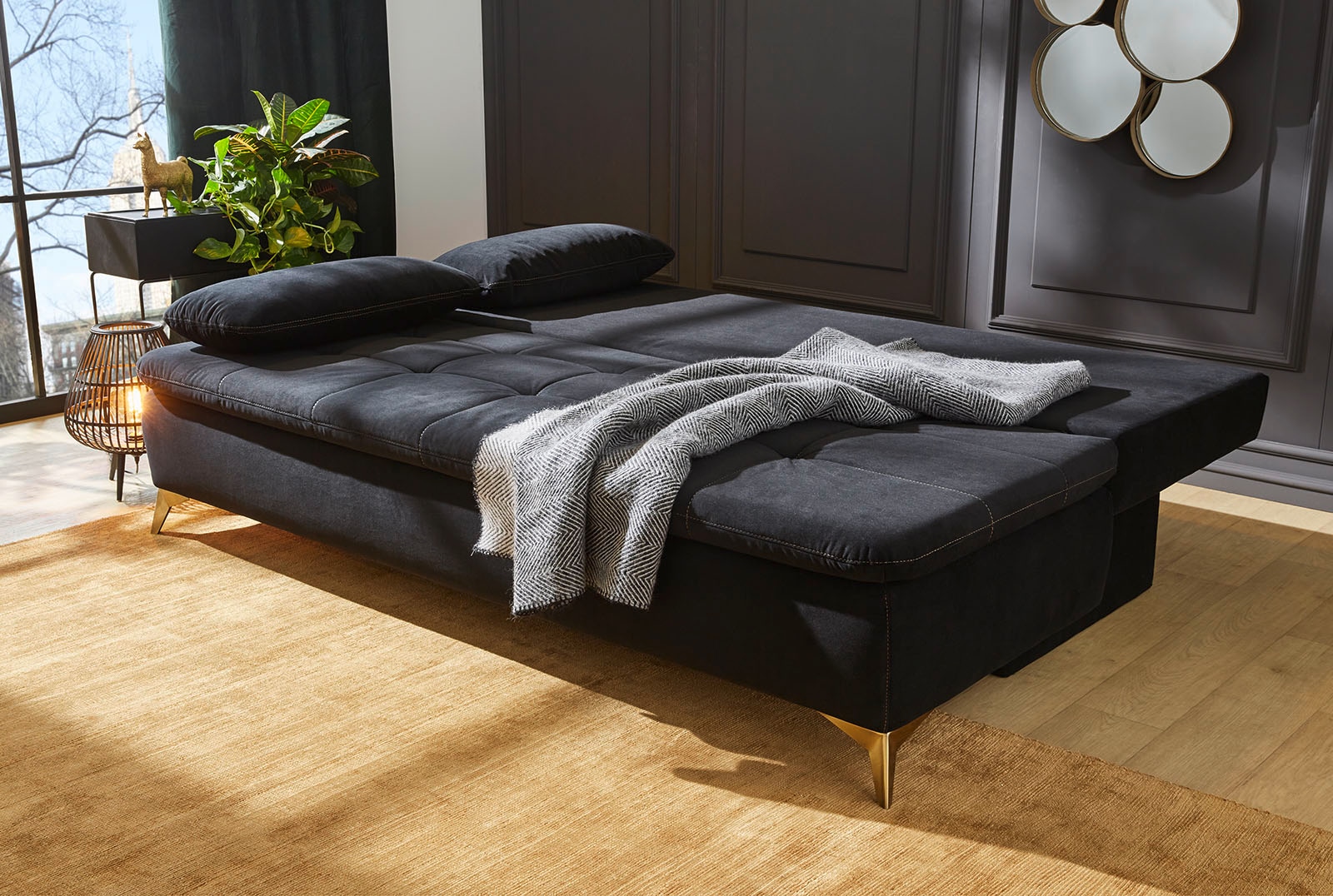 Jockenhöfer Gruppe Schlafsofa »Sarah, mit Gästebettfunktion«, goldfarbige, glamouröse Elemente, Bettkasten