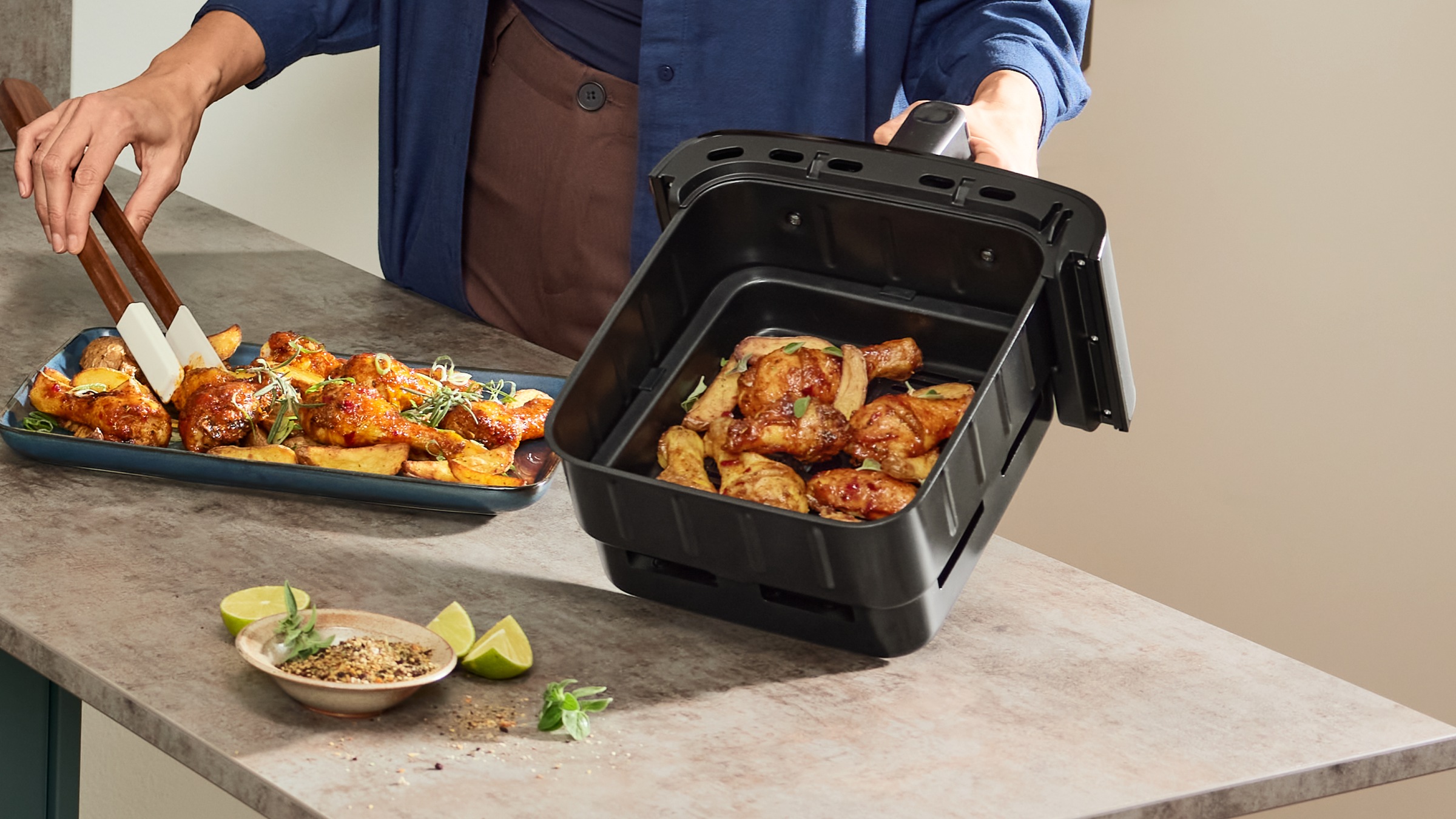 BOSCH Heißluftfritteuse »Serie 6 MAFD661B0, XXL Heißluftfritteuse, 12L, PFAS frei, Doppelkammer« 2800 W platzsparend, einfache Reinigung, weniger Fett, 6 Programme, schwarz