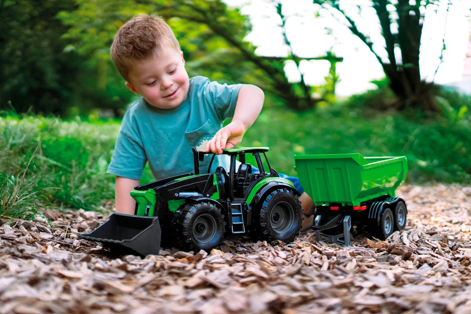 Lena® Spielzeug-Traktor »Worxx Traktor Deutz-Fahr Agrotron 7250 TTV mit Anhänger« Made in Europe