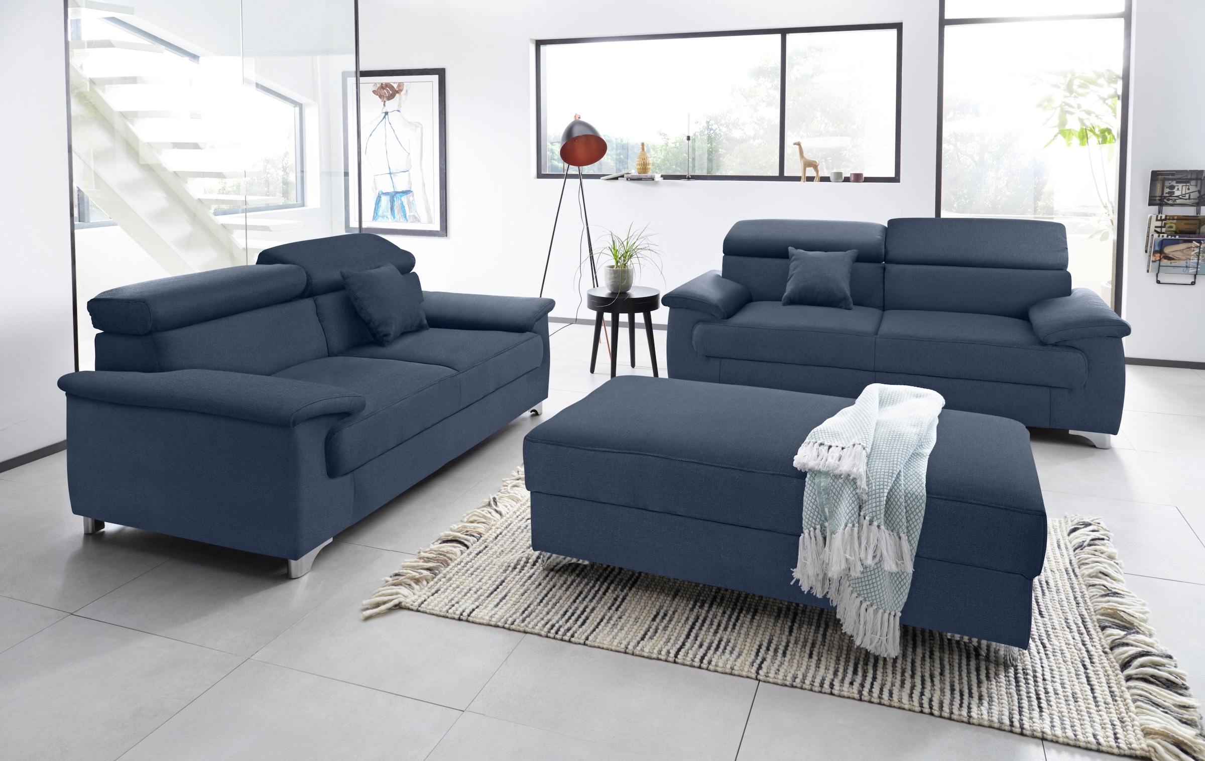 DOMO collection 2,5-Sitzer »Mira inklusive Kopfteilverstellung für mehr Wohlfühlkomfort«, elegant und modern, komfortabel, frei im Raum stellbar
