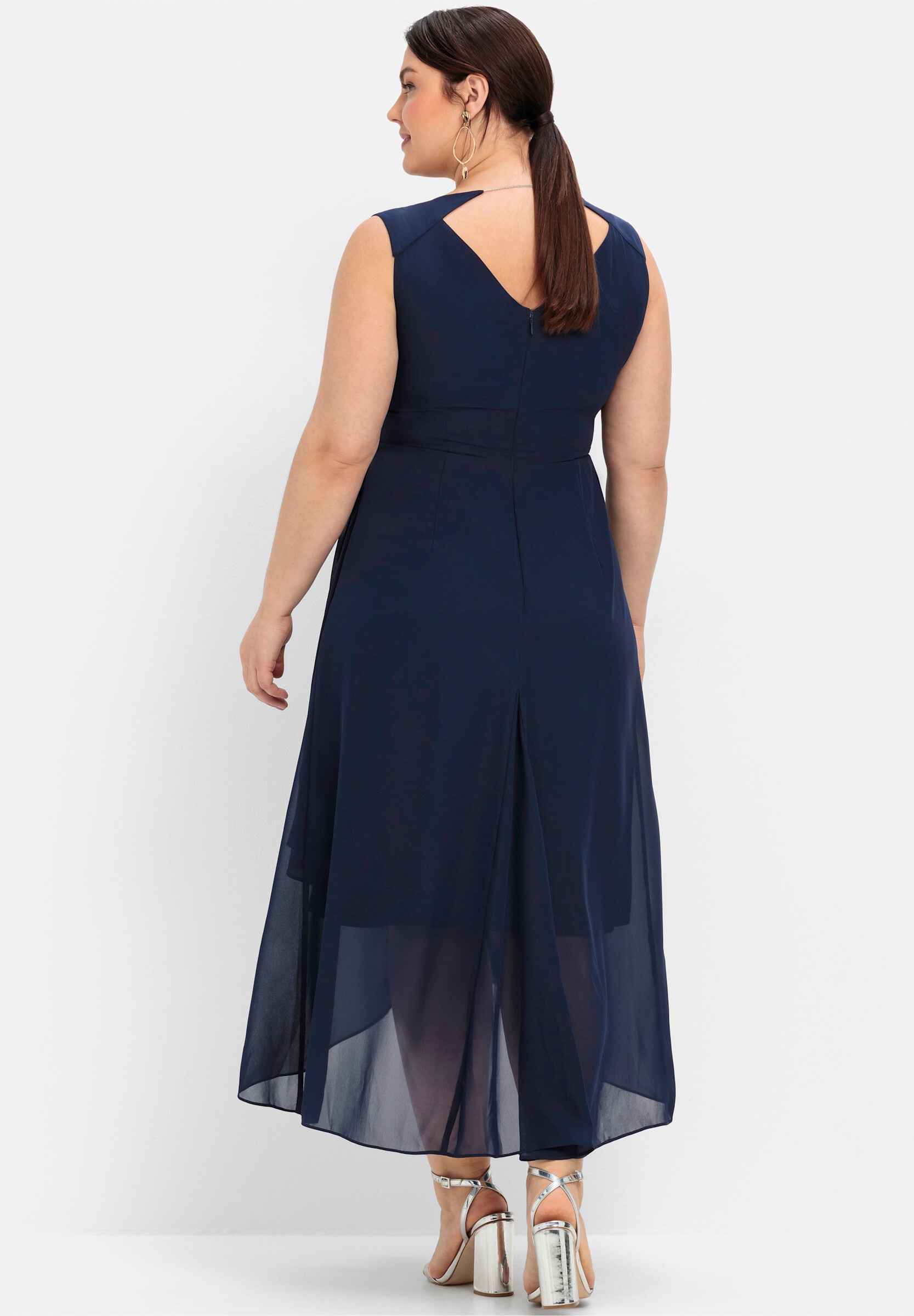 Sheego Maxikleid »Abendkleid Abendkleid in Wickeloptik, aus Chiffon« Ohne Taschen in Wickeloptik