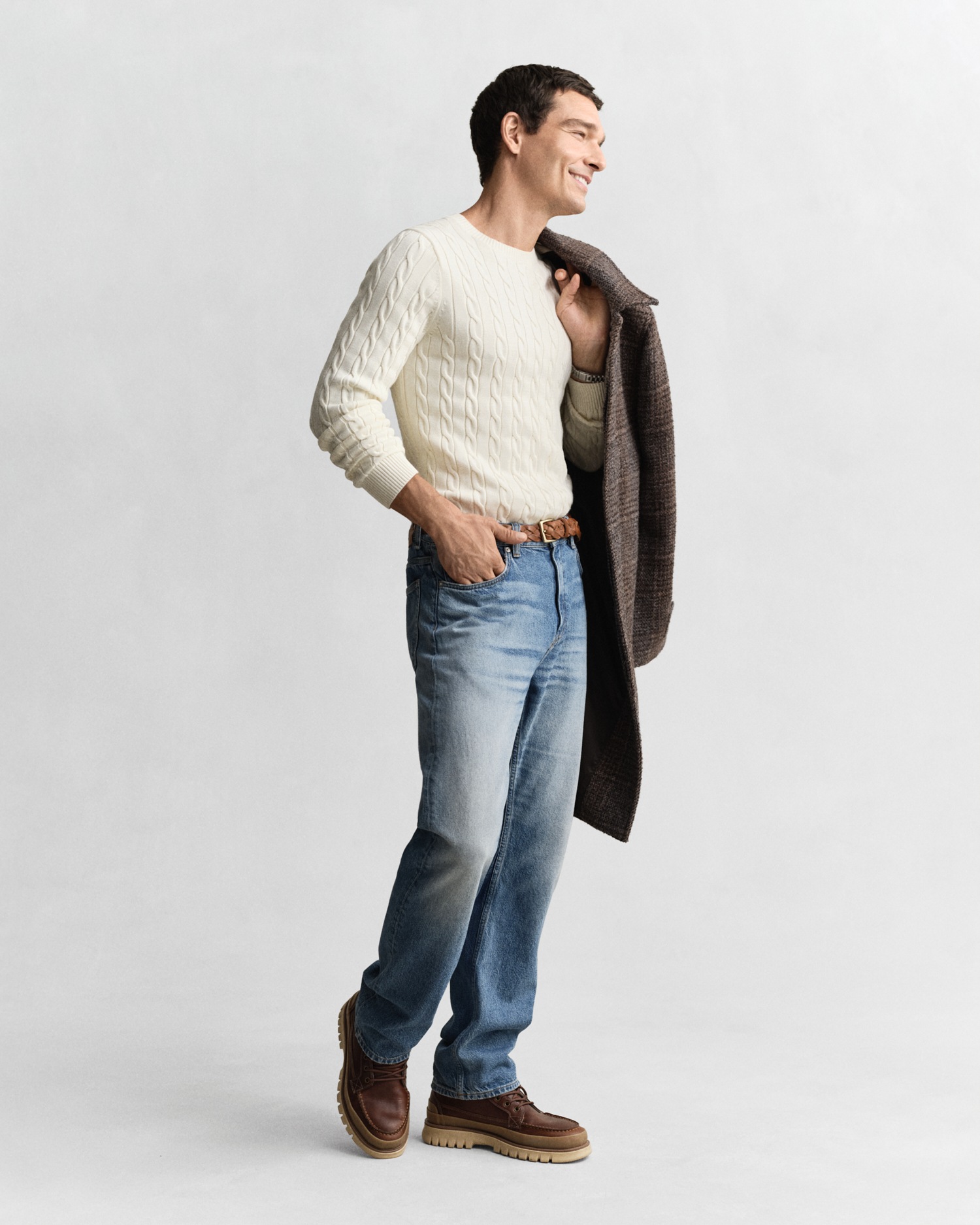 Gant Strickpullover »COTTON CABLE C-NECK« mit Wappen-Logostickerei auf der Brust