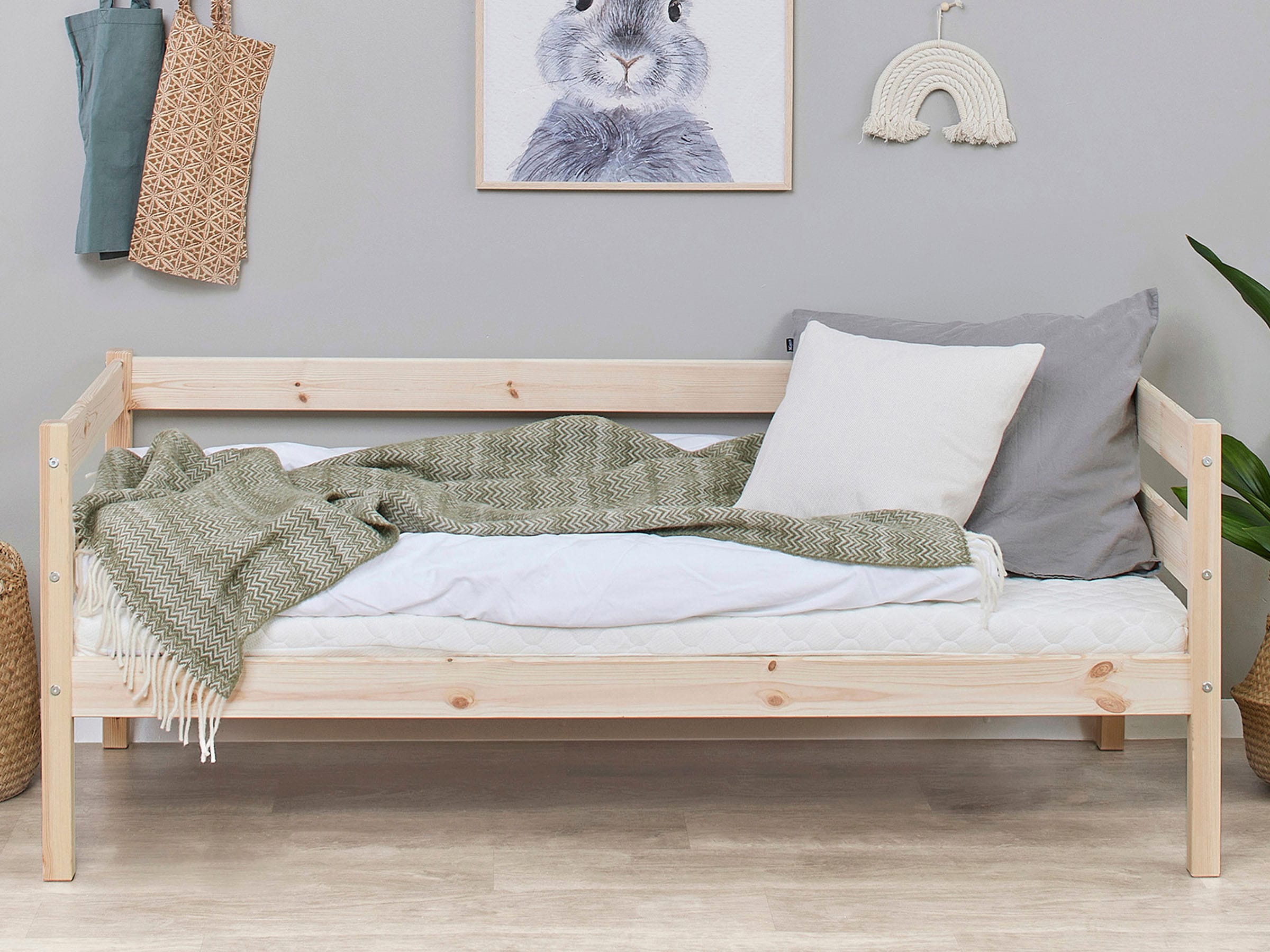 Hoppekids Einzelbett »ECO Comfort Kinderbett, Kiefer Massivholz, Jugendbett inkl. Rollrost« 70x160 cm, wahlweise in verschieden Farben/ Matratze/ Absturzsicherung