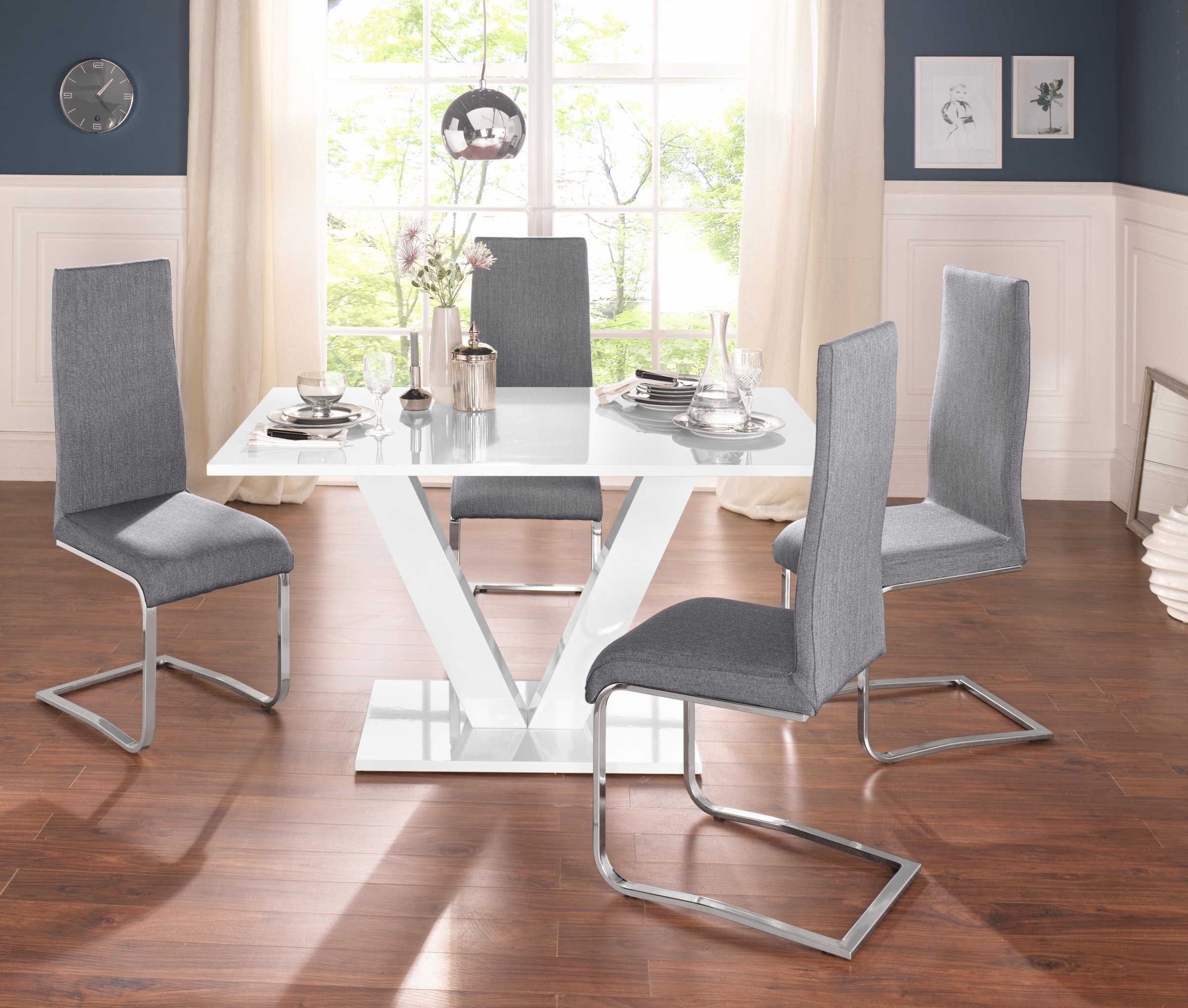 Essgruppe, (Set, 4 tlg.), mit 4 Stühlen und Tisch in weiß Hochglanz