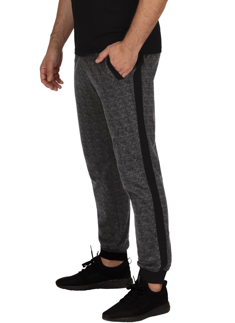 Trigema Jerseyhose »TRIGEMA Jogginghose mit QR-Code-Muster«, (1 tlg.)