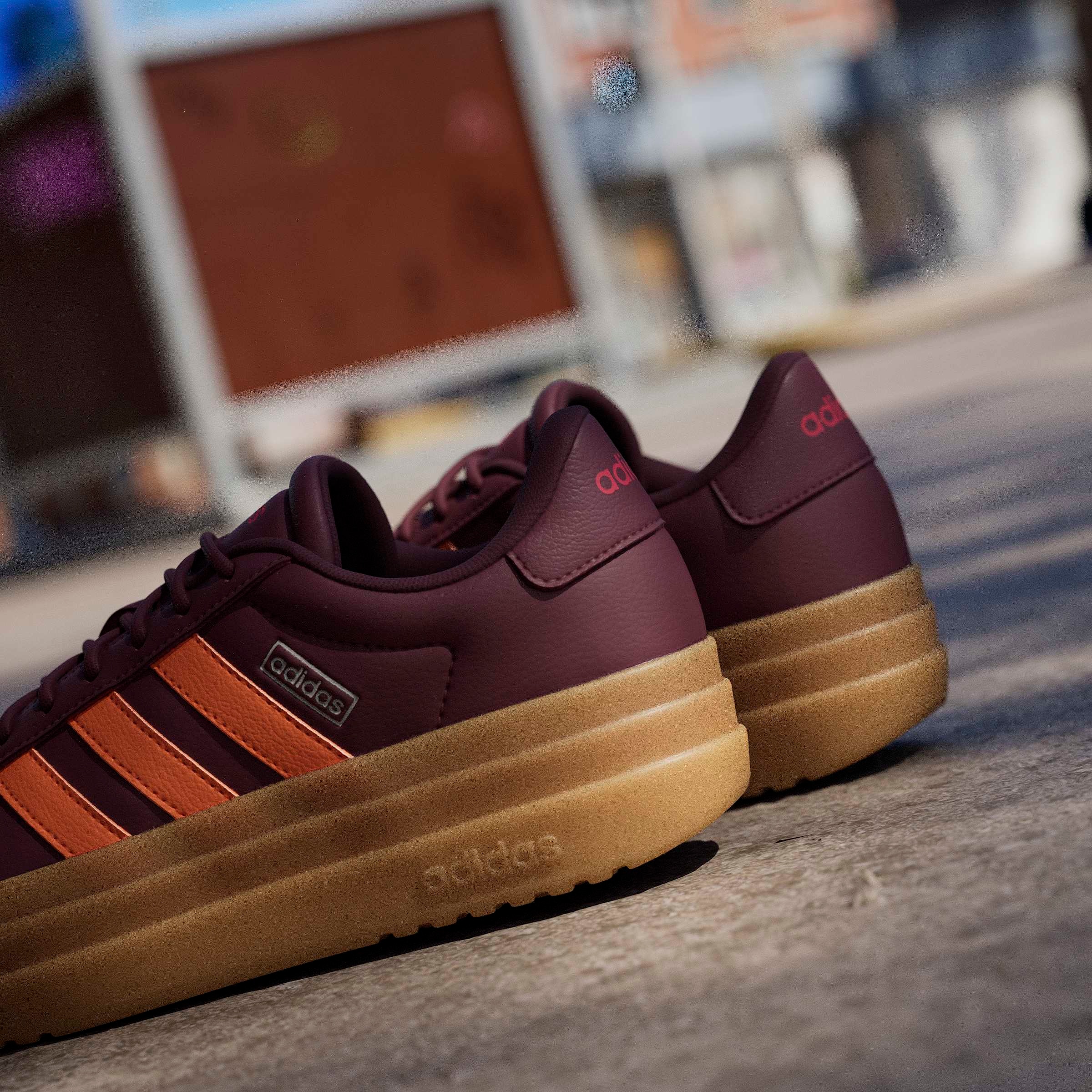 adidas Sportswear Plateausneaker »VL COURT BOLD«  inspiriert vom Design des adidas gazelle bold