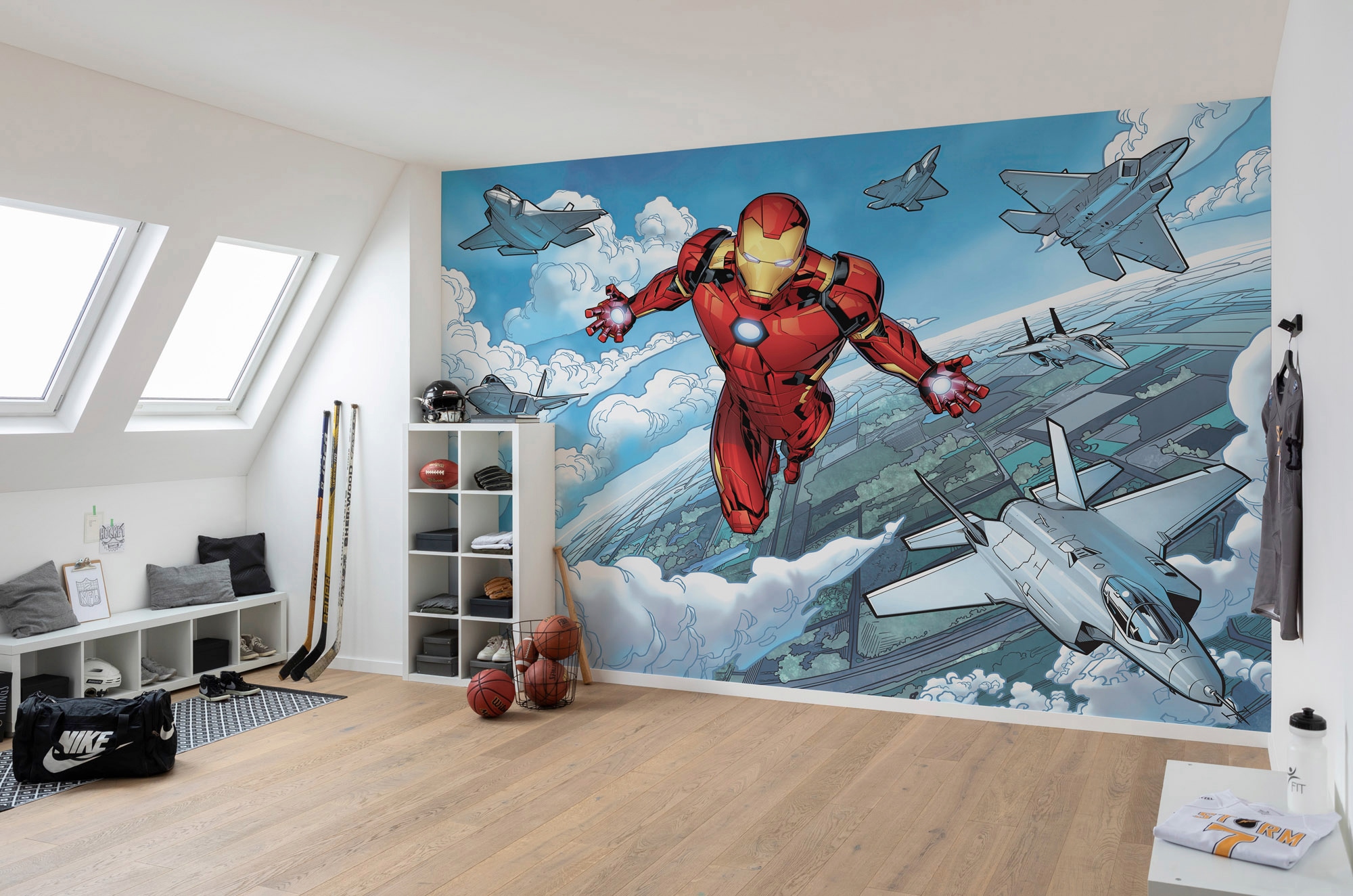 Komar Vliestapete »Digitaldruck Vlies - Iron Man Flight - Größe 400 x 280 cm«, bedruckt, Kinderzimmer