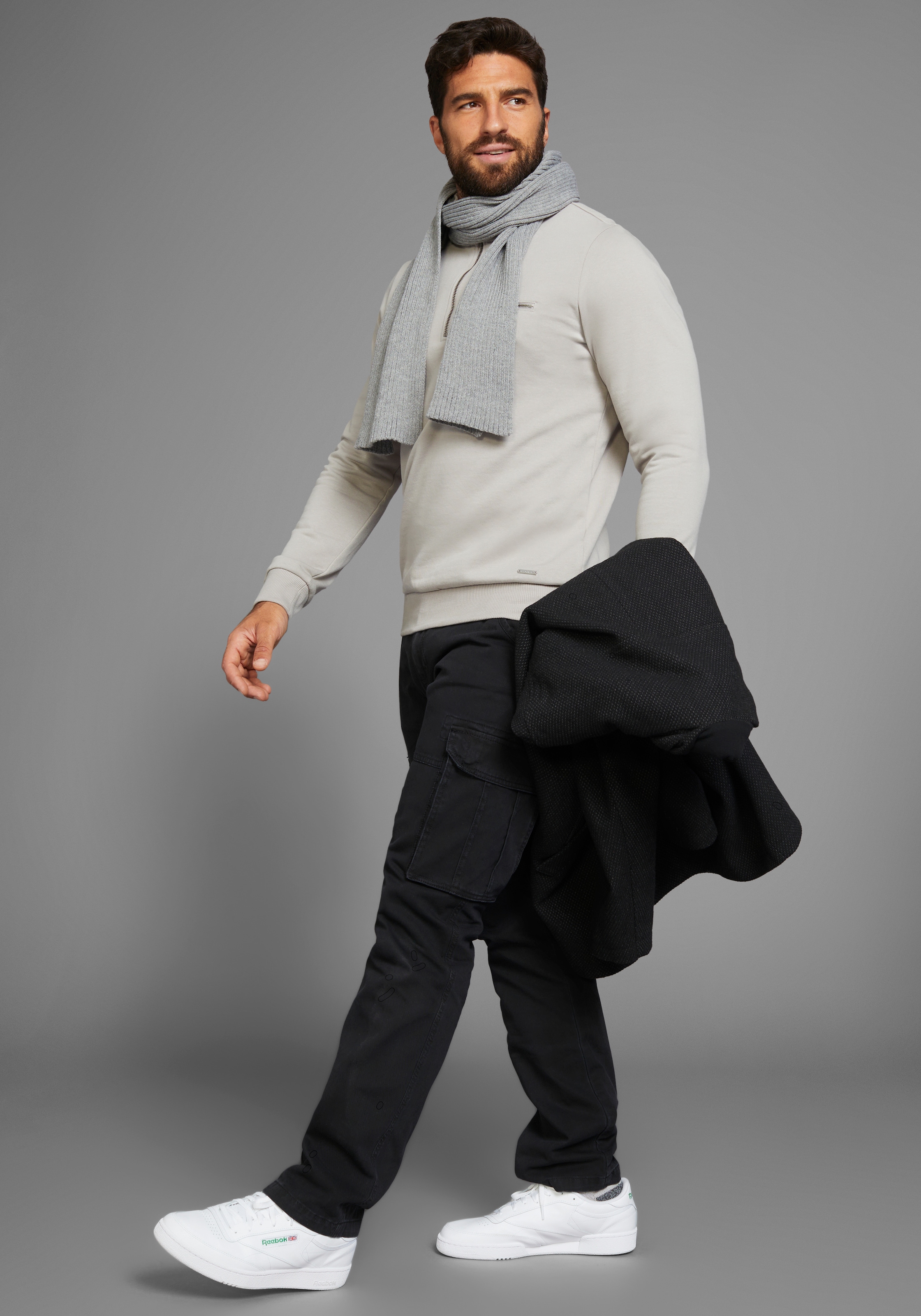 Bruno Banani Sweatshirt, mit Troyer Kragen