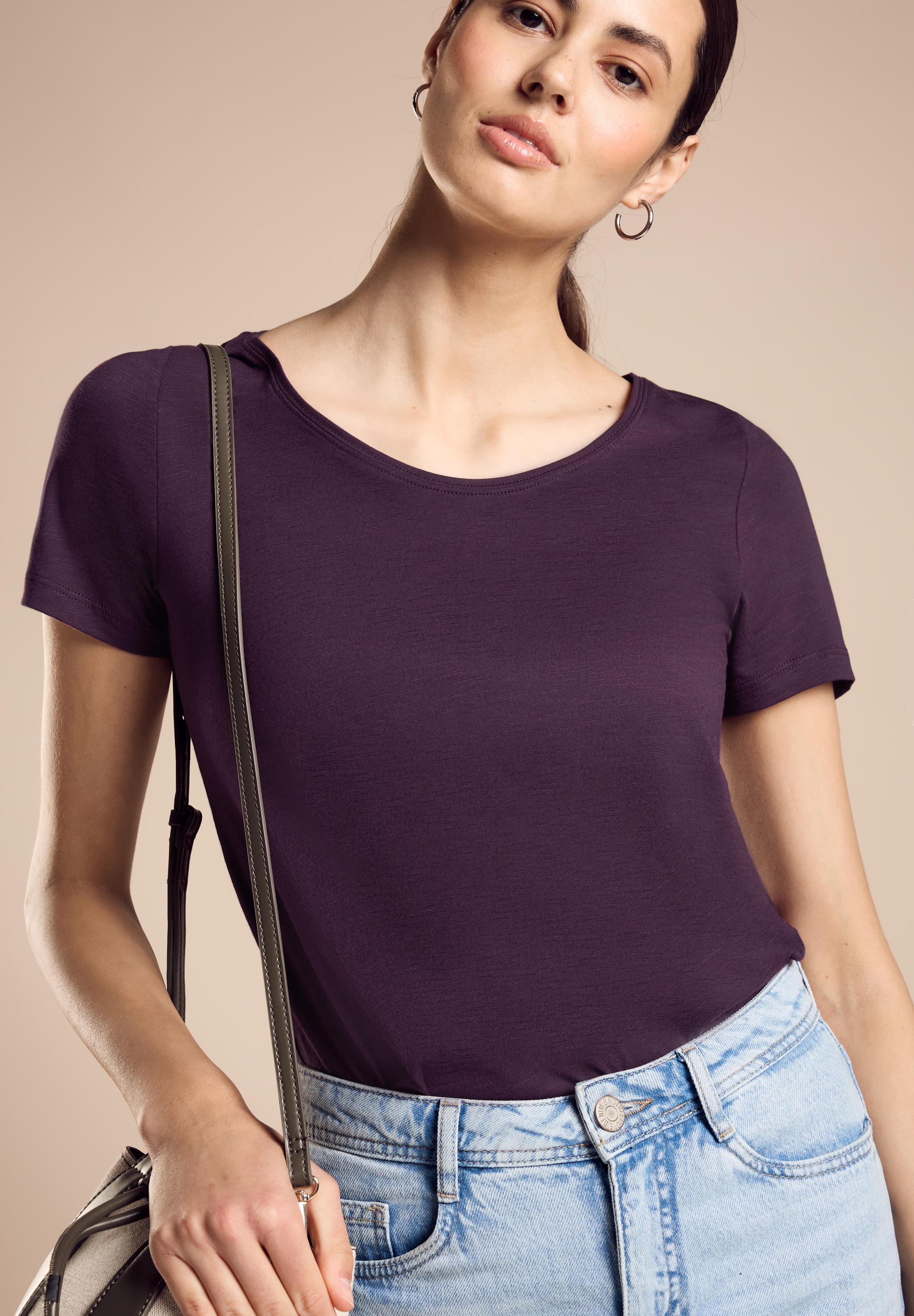 STREET ONE T-Shirt »Style Gerda«, mit längerer Rückseite