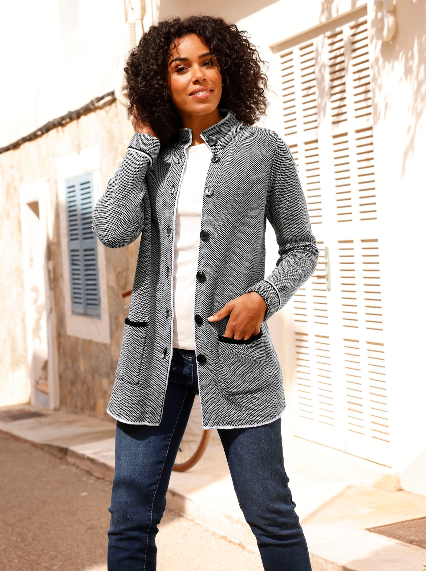 Classic Basics Longstrickjacke