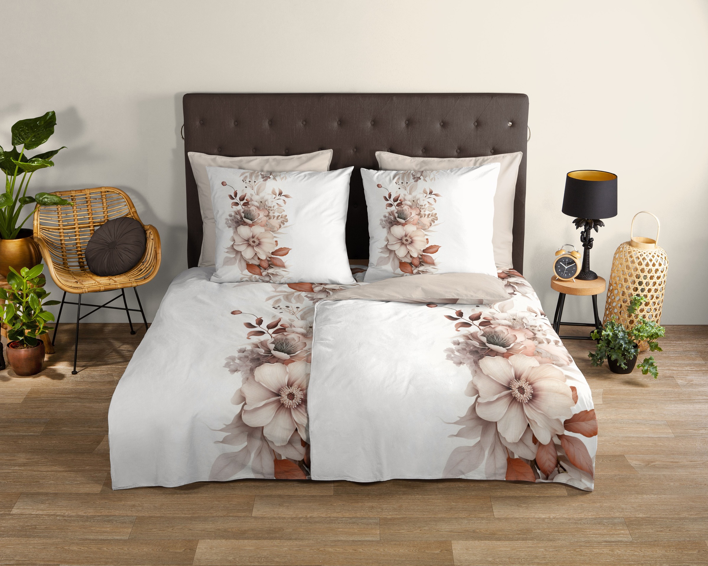 good morning Wendebettwäsche »Vester«, 100% Baumwolle, Renforcé, Reißverschluss, Wendeoptik, Blumen, cream