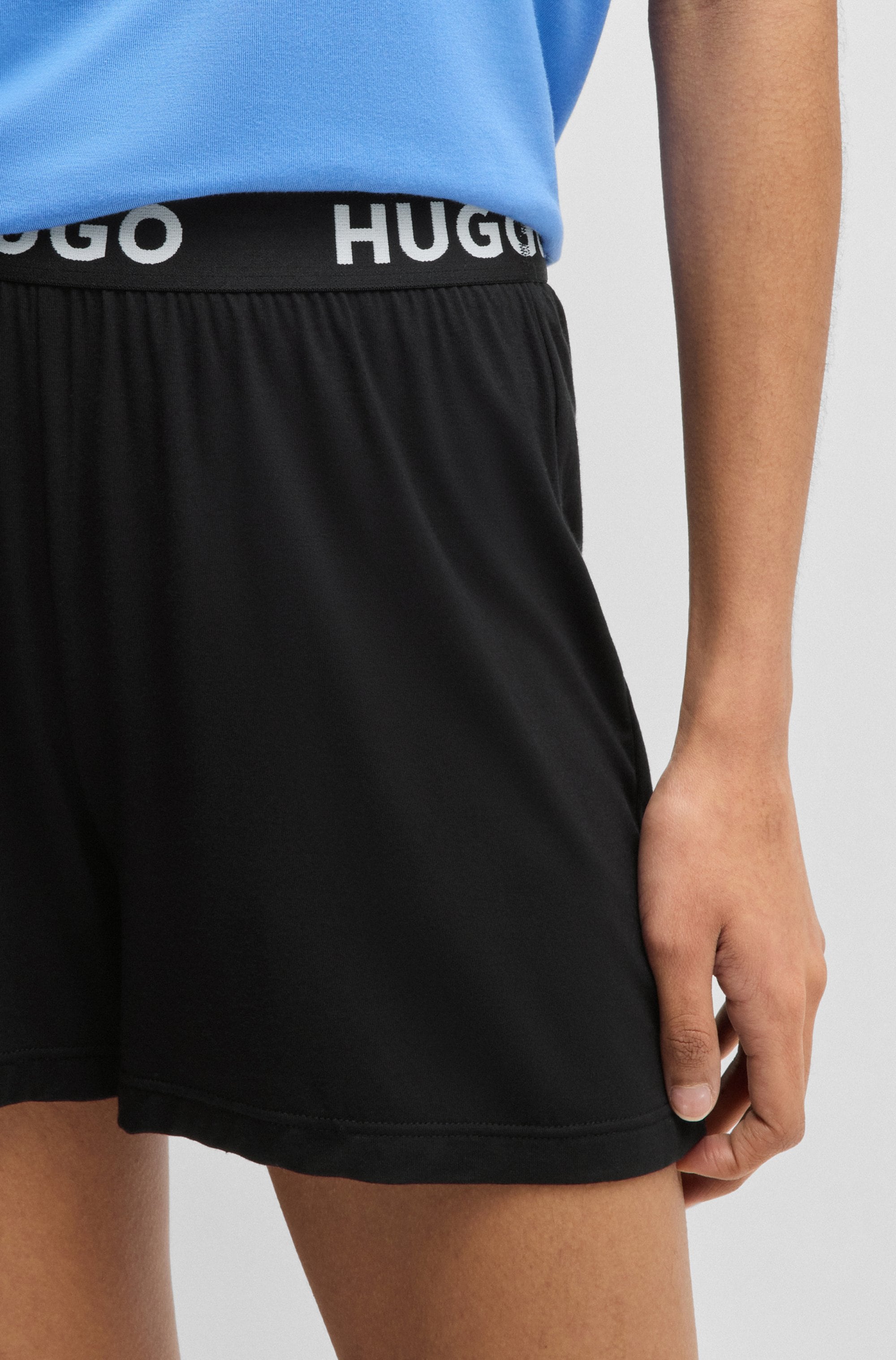 HUGO Underwear Schlafshorts »UNITE_SHORTS 10247048 01«, mit Hugo Logo-Elastiktape am Bund