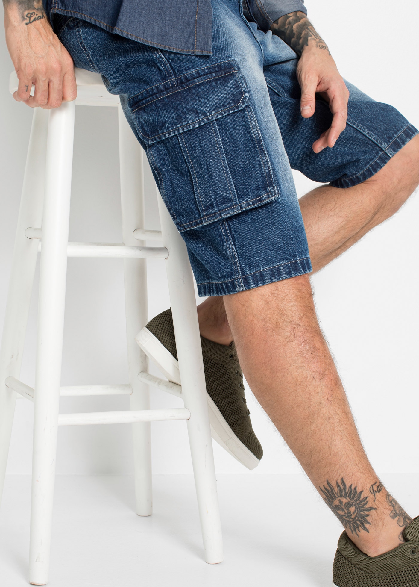 bonprix Bermudas  aus Baumwolle und Elasthan, Relaxed Fit, Cargo-Jeans-Design