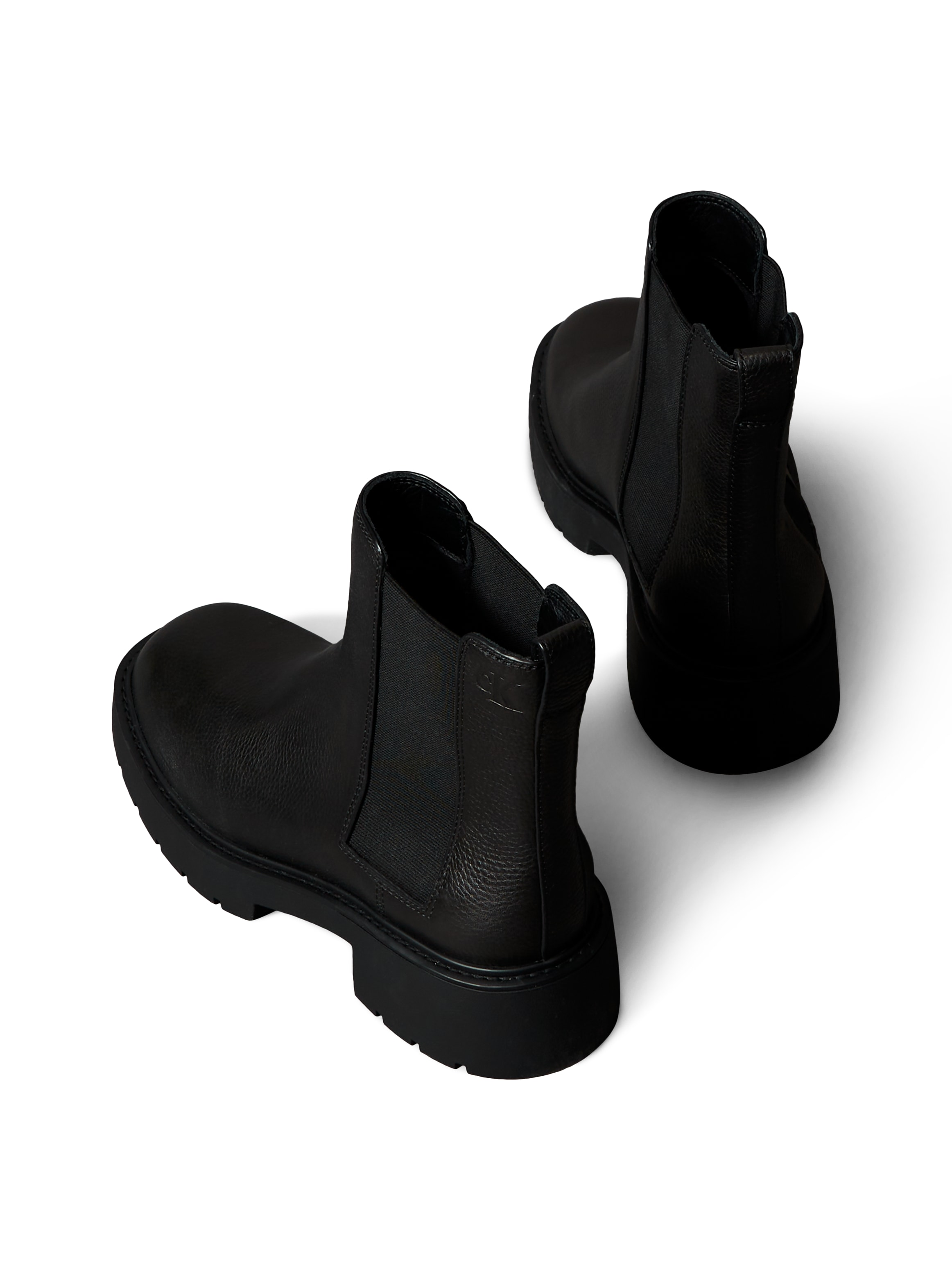 Calvin Klein Jeans Chelseaboots »CHUNKY CHELSEA BOOT LTH«  Schlupfboots, Stiefelette in bequemer Form