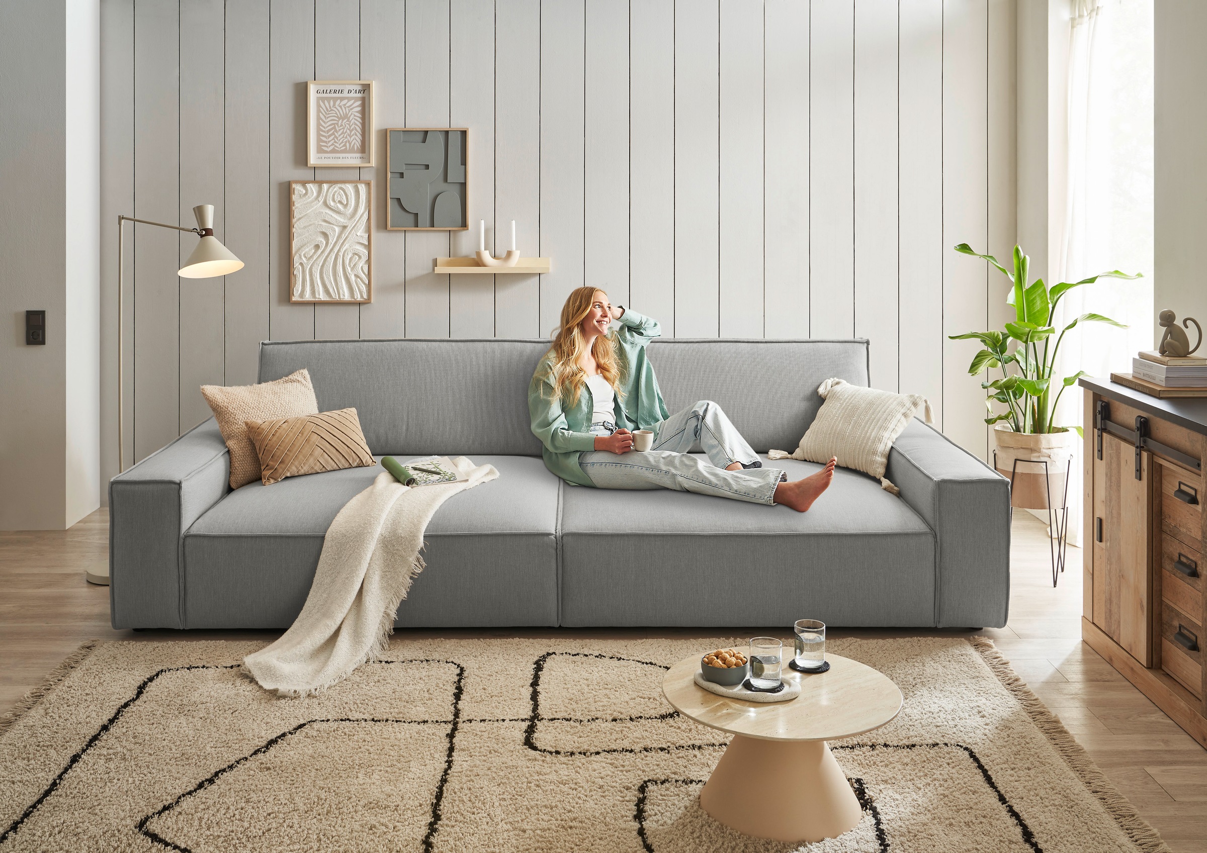 Home affaire Big-Sofa »NEU: SHERWOOD XXL, Big-Sofa (316cm), extra tiefe Sitzfläche 95 cm«, bequemer Sitzkomfort, Cord u. Leinenoptik, Kedernaht