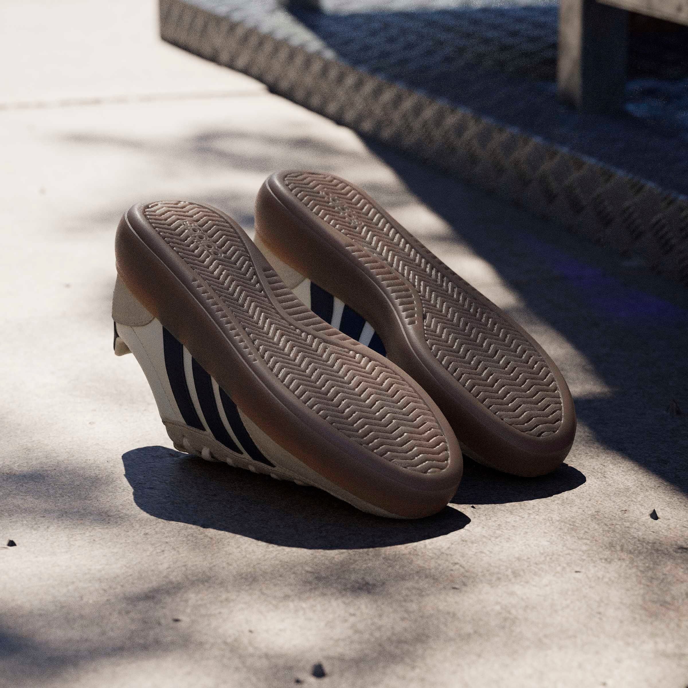 adidas Sportswear Sneaker »BARREDA DECODE«  inspiriert vom Design des adidas handball spezial